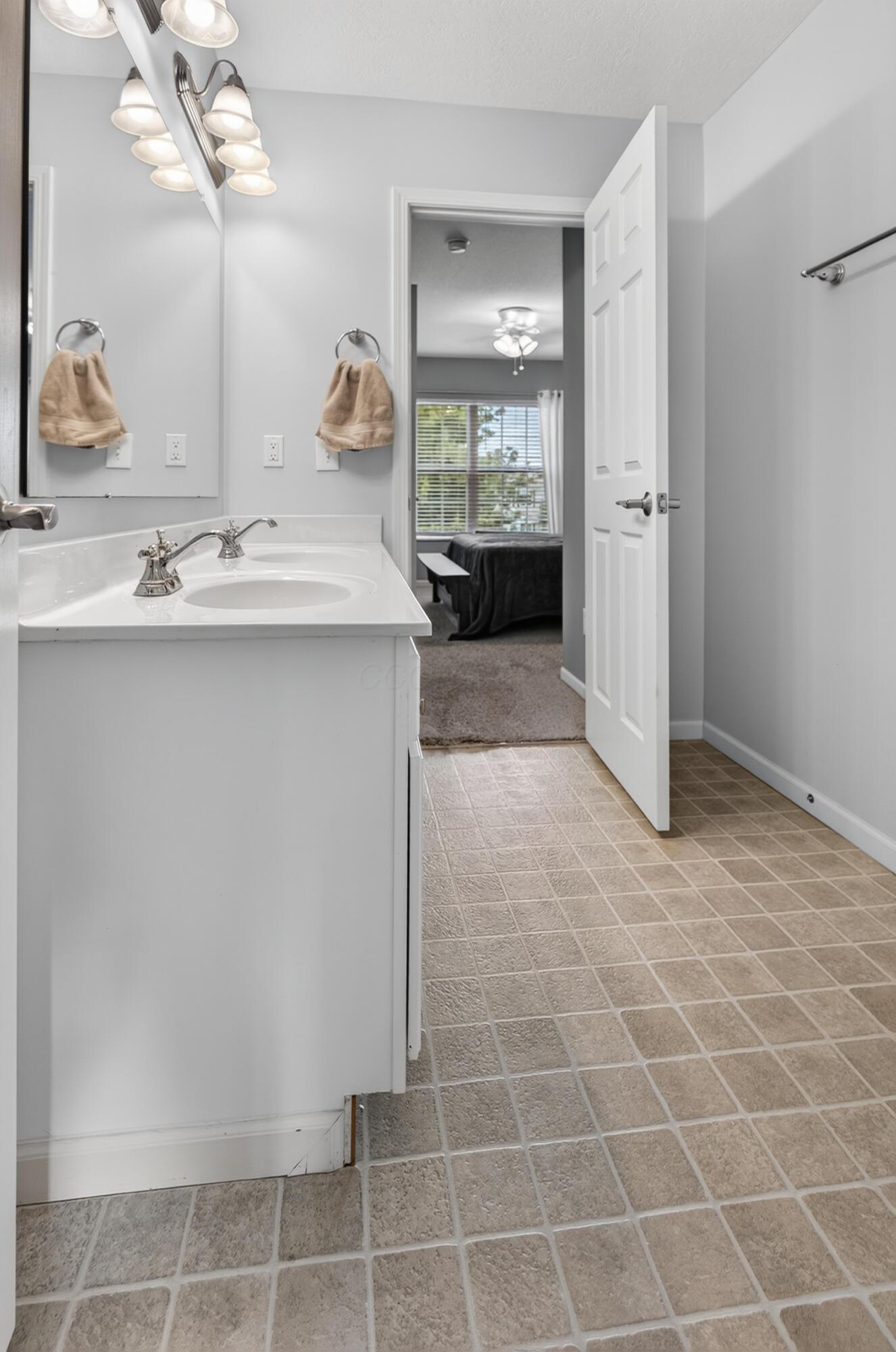 183 Cherrytree Lane Property Photo 33