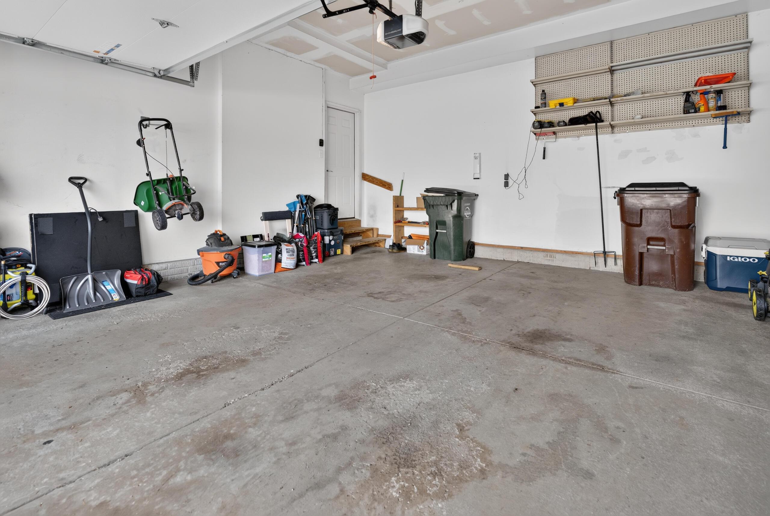 183 Cherrytree Lane Property Photo 42