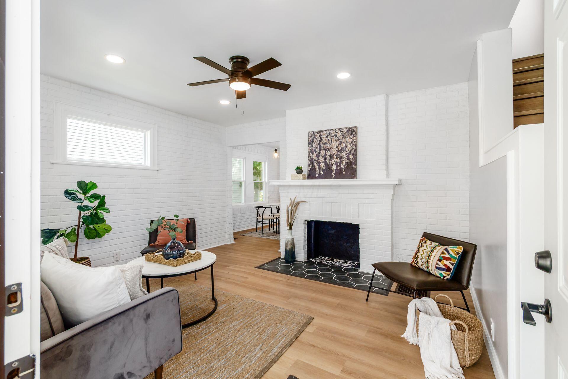 892 Heyl Avenue Property Photo 4
