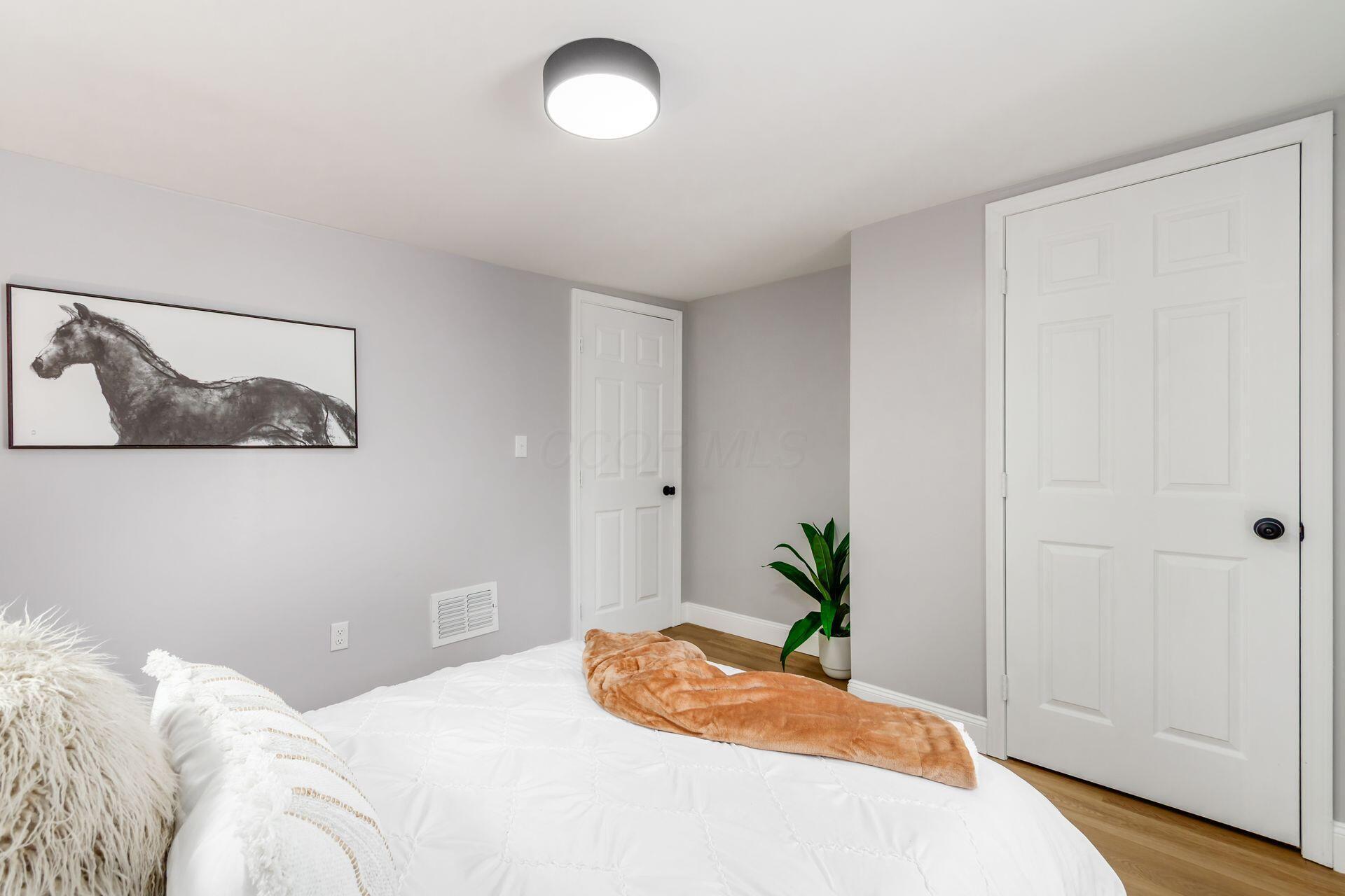892 Heyl Avenue Property Photo 21
