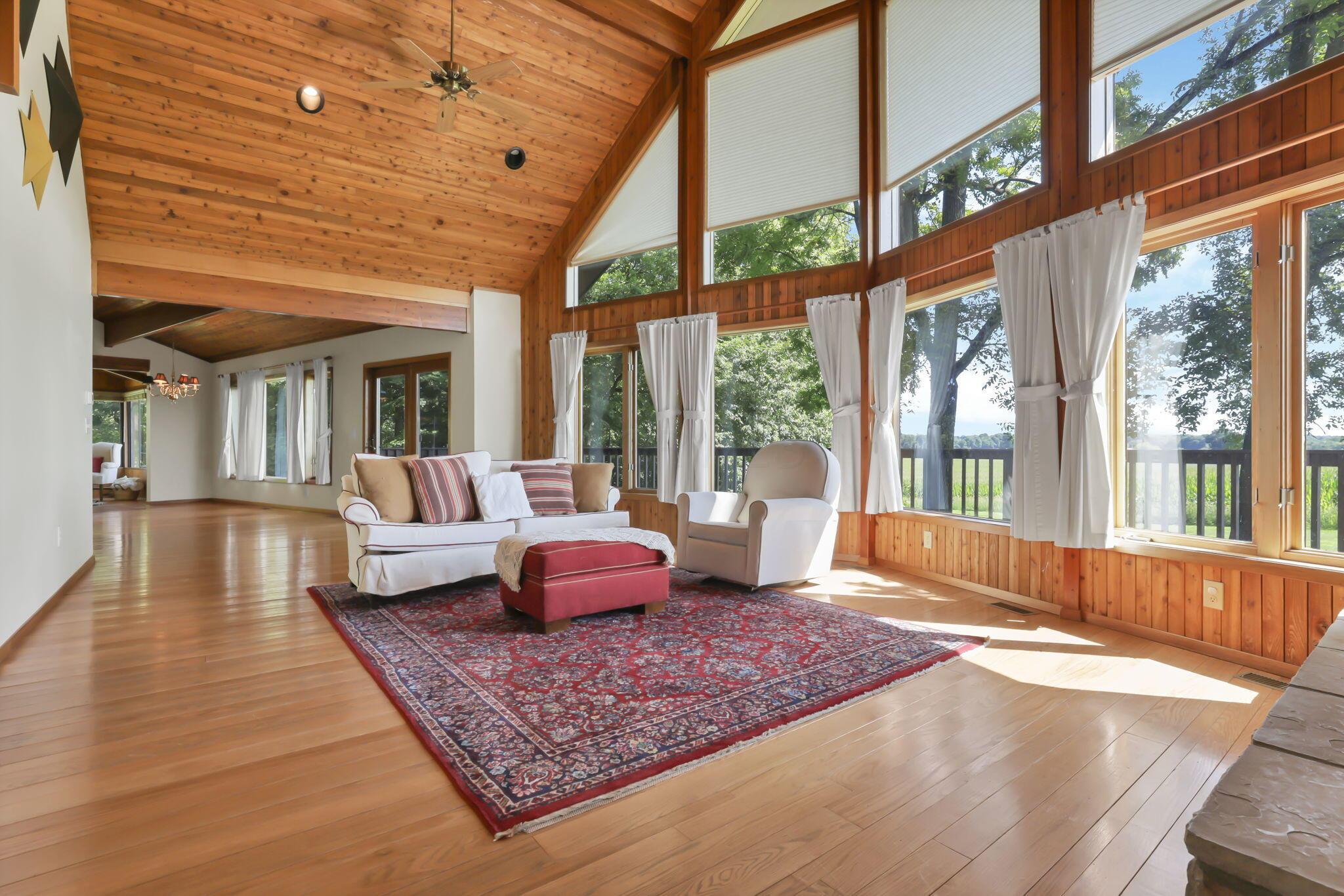 6009 Hall Road Property Photo 4