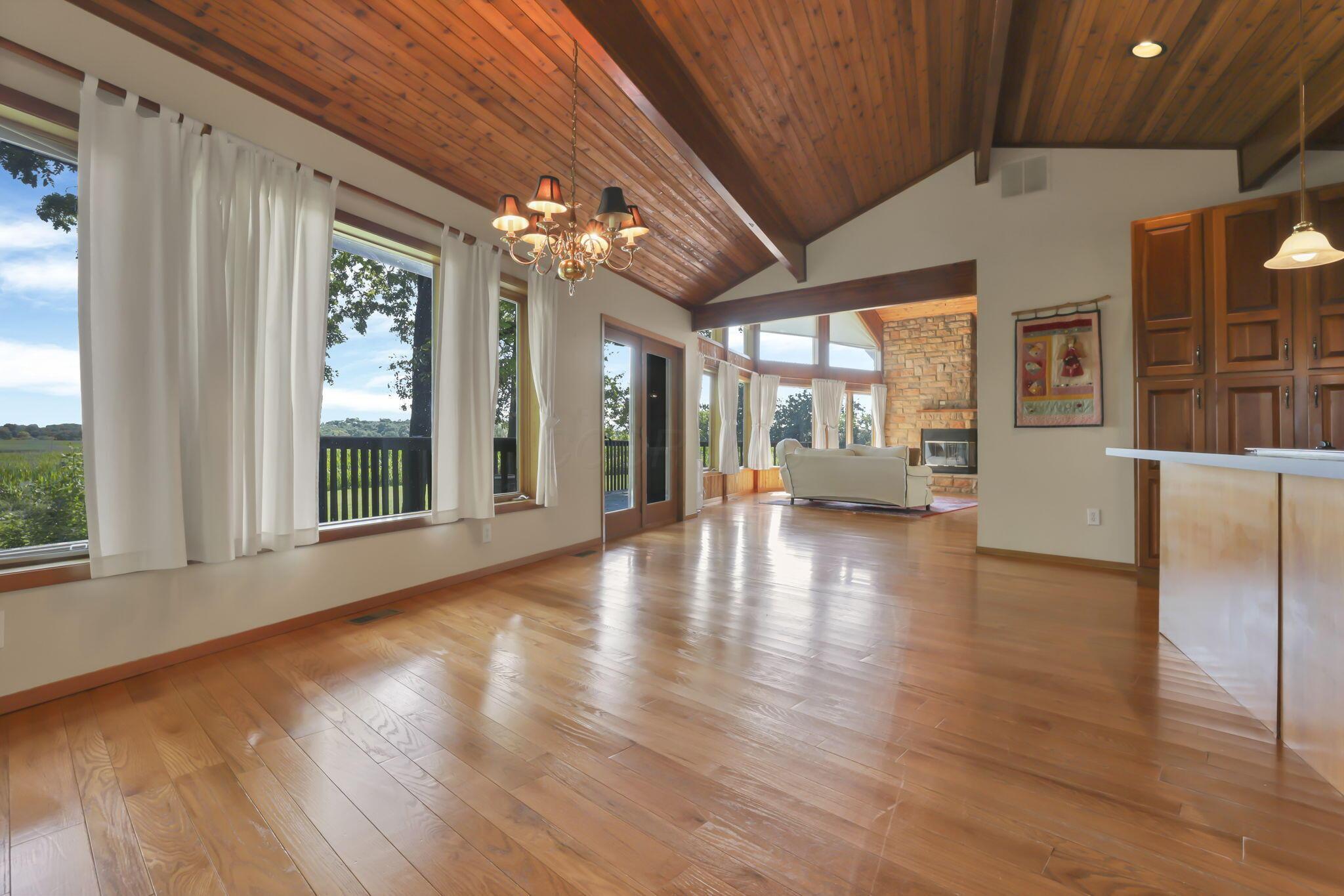 6009 Hall Road Property Photo 10