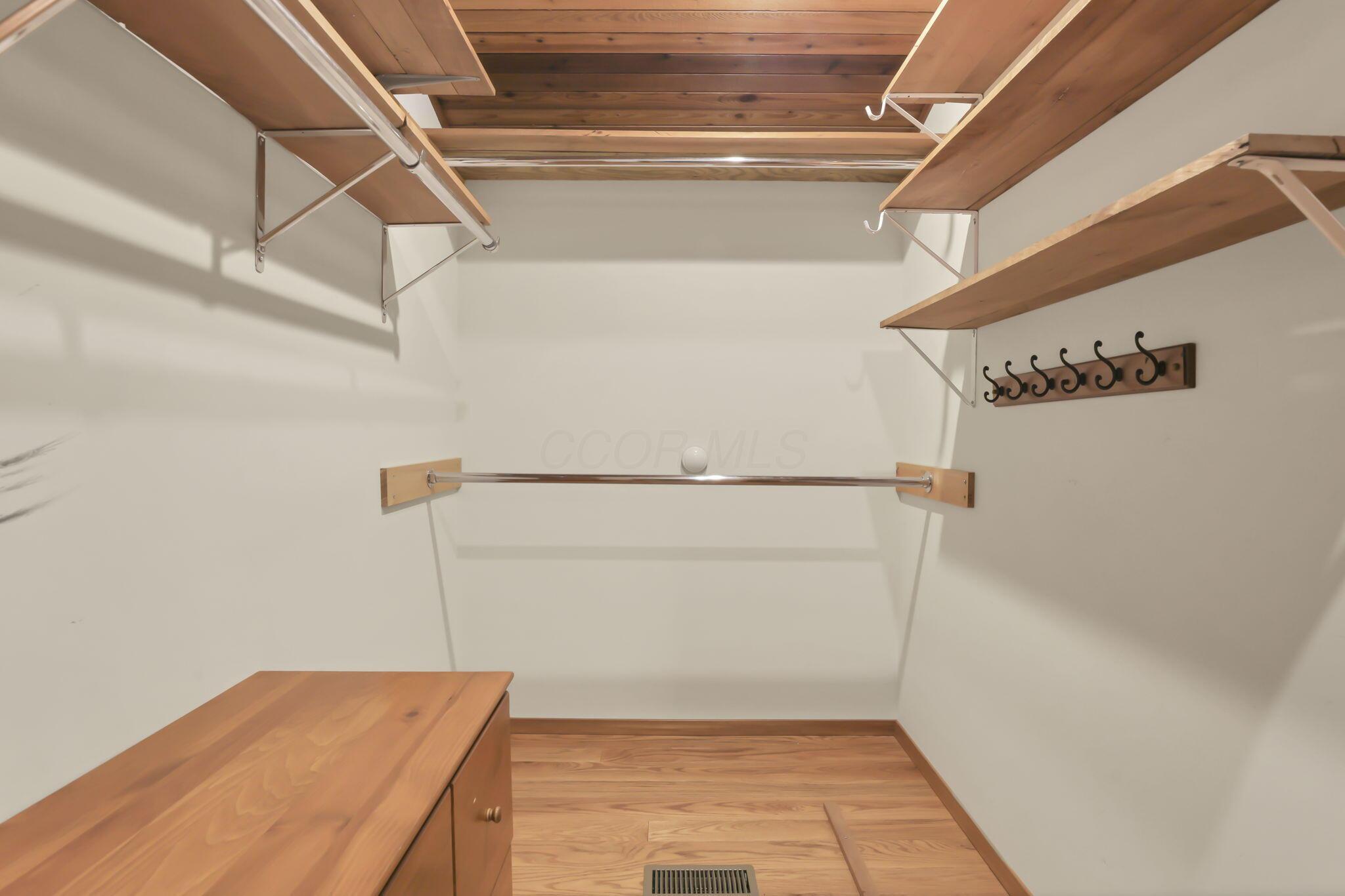 6009 Hall Road Property Photo 32