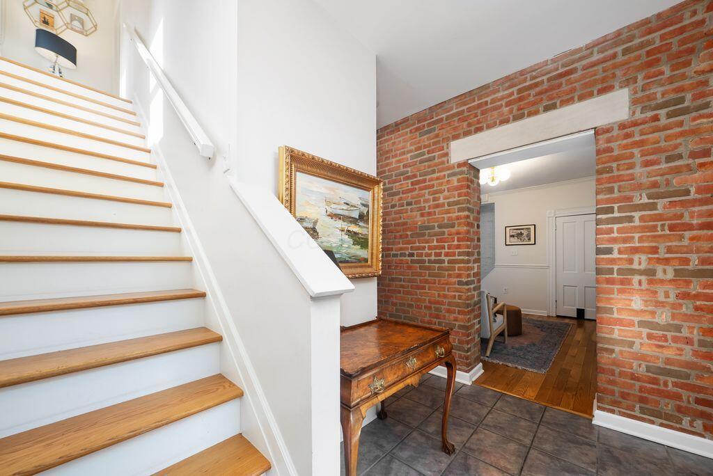 247 Lear Street Property Photo 19