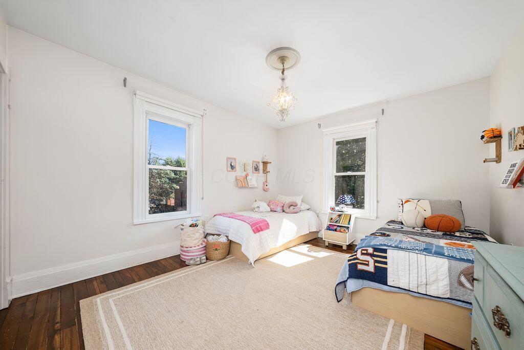 247 Lear Street Property Photo 33