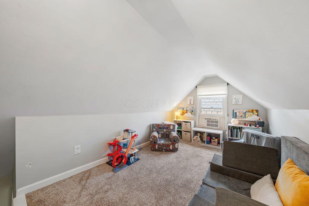 247 Lear Street Property Photo 36