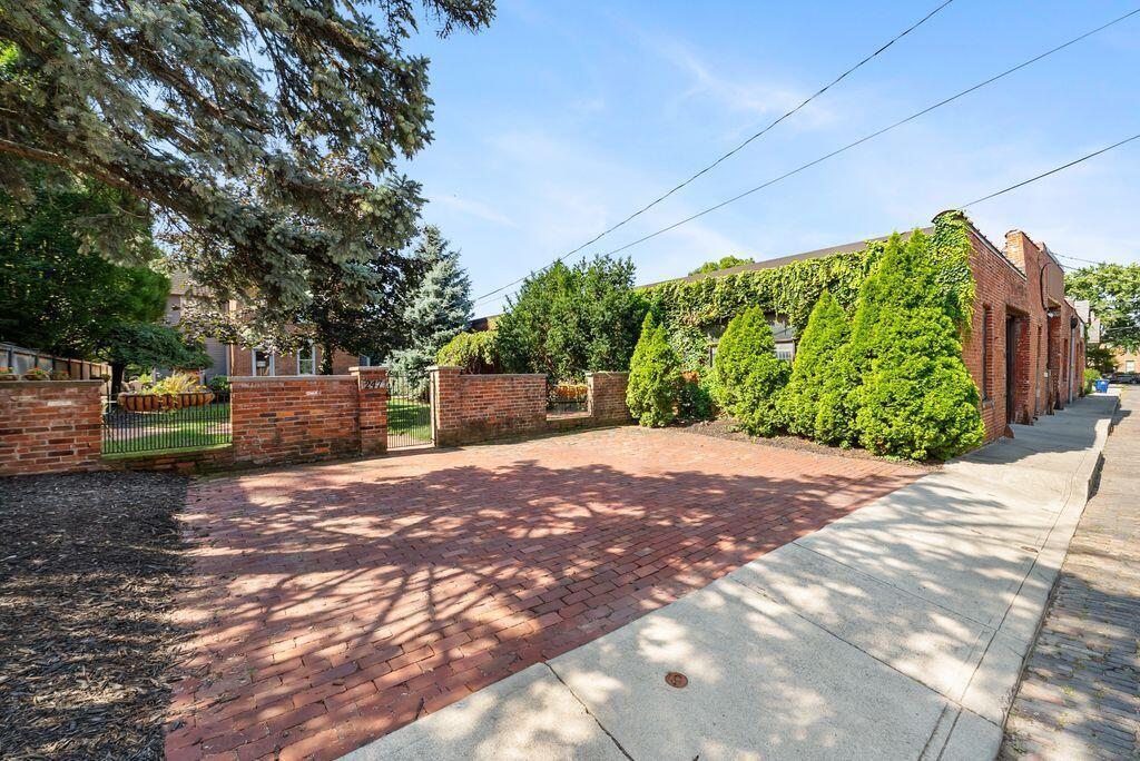 247 Lear Street Property Photo 51