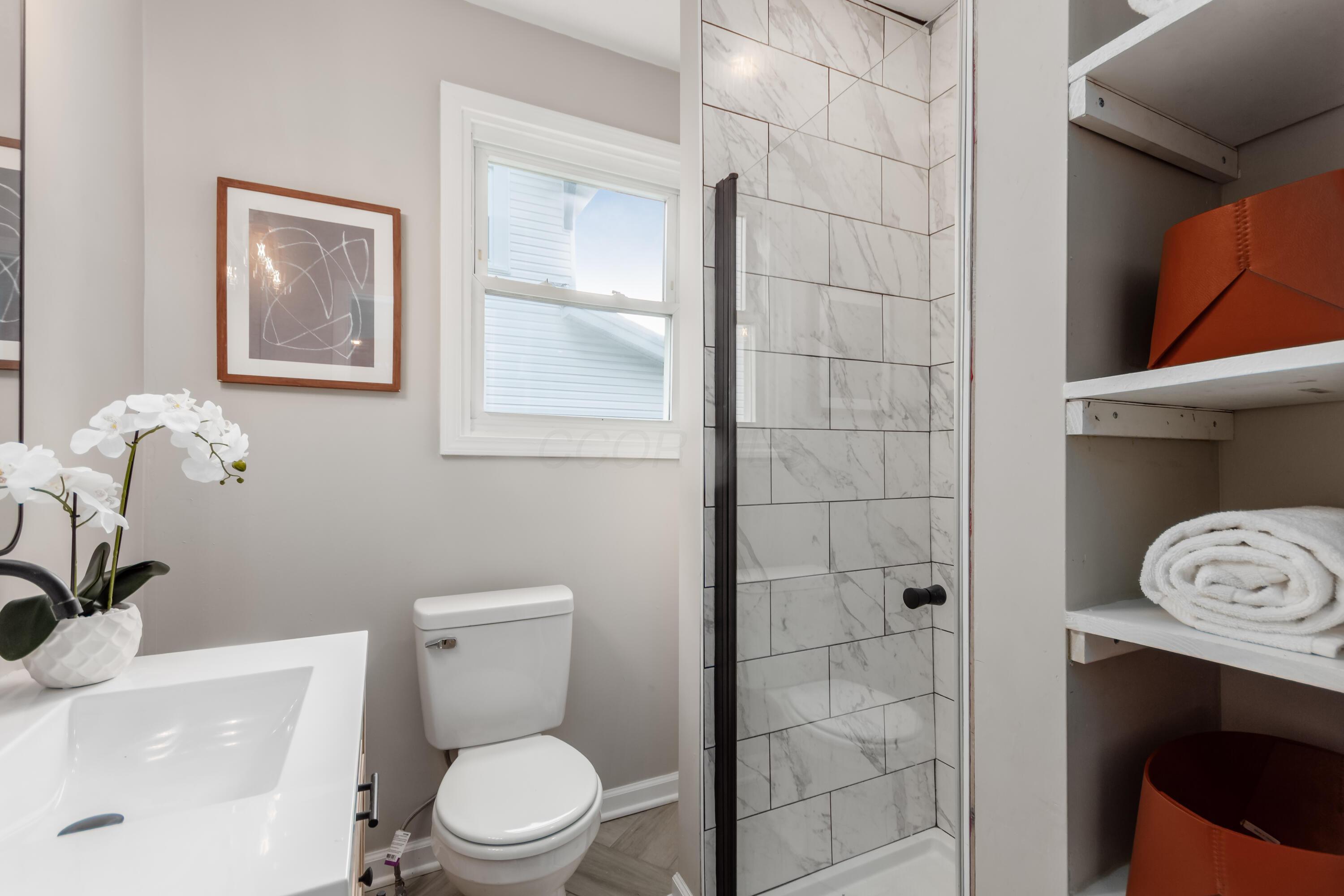 135 N Powell Avenue Property Photo 14