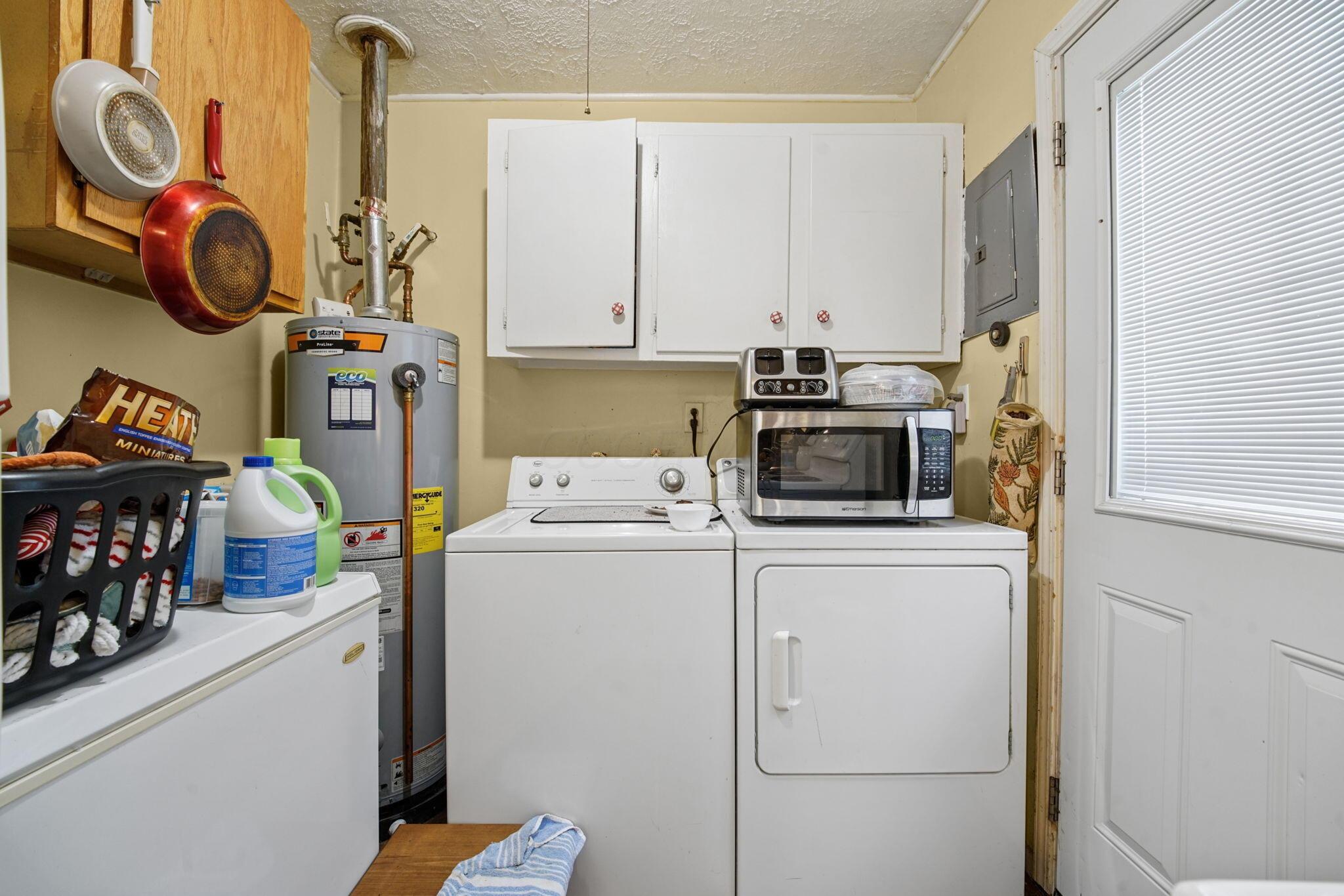 991 Dimson Drive E Property Photo 19