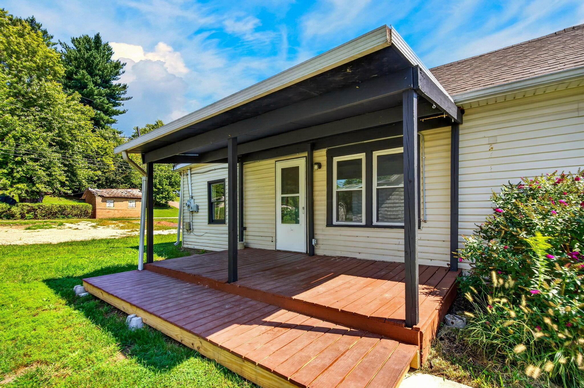 778 3rd Street Property Photo 4
