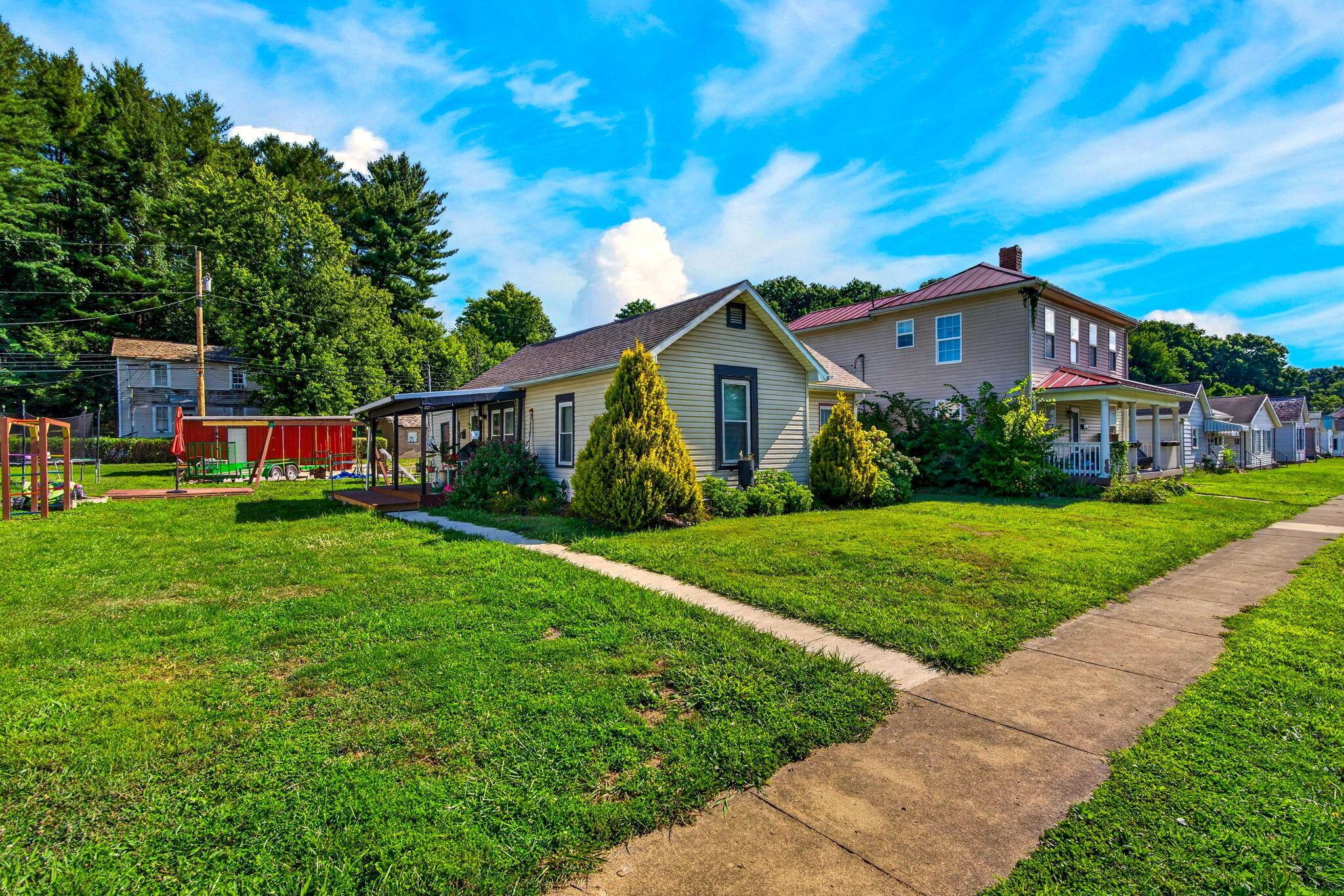 778 3rd Street Property Photo 18