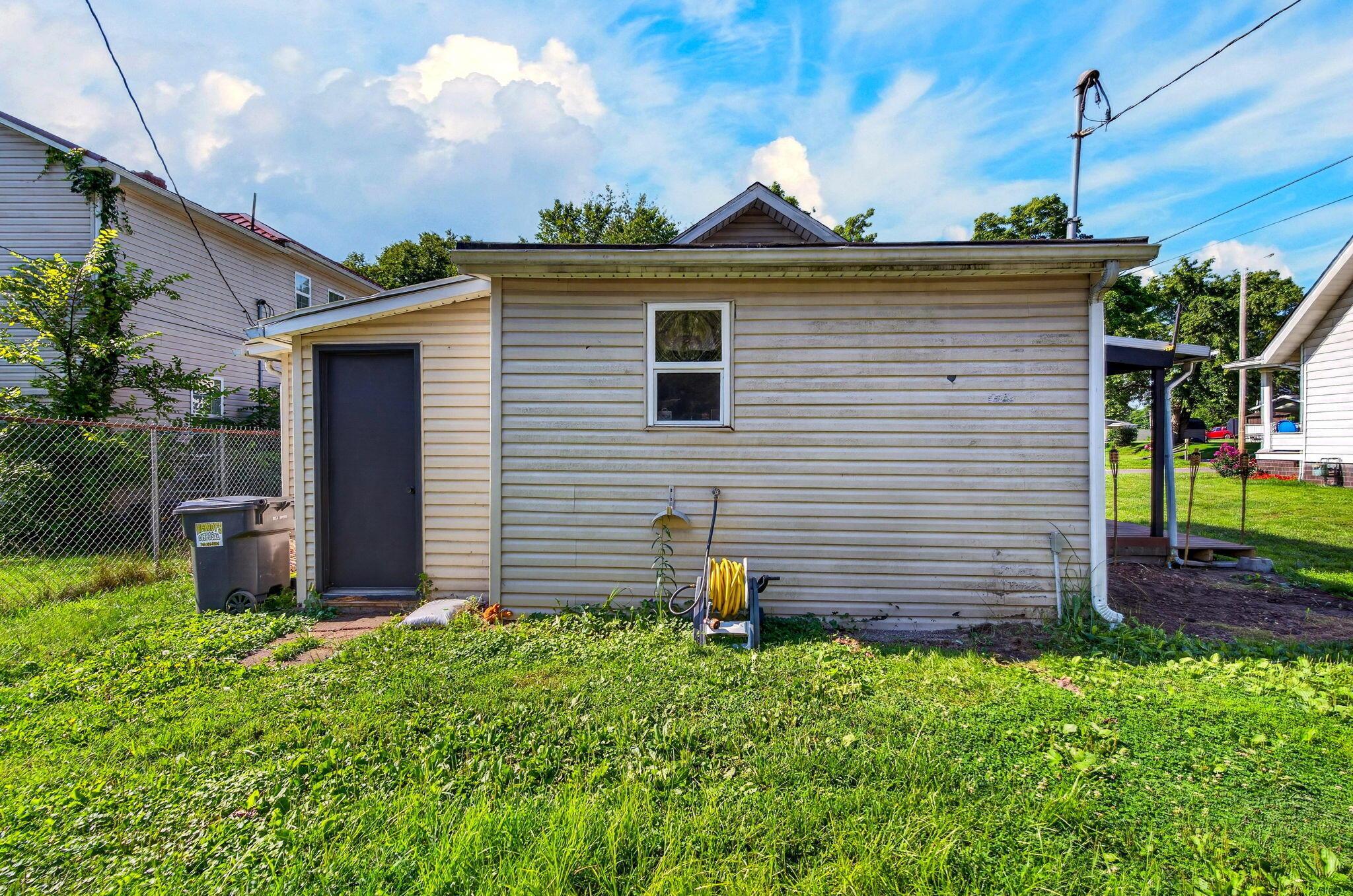 778 3rd Street Property Photo 21