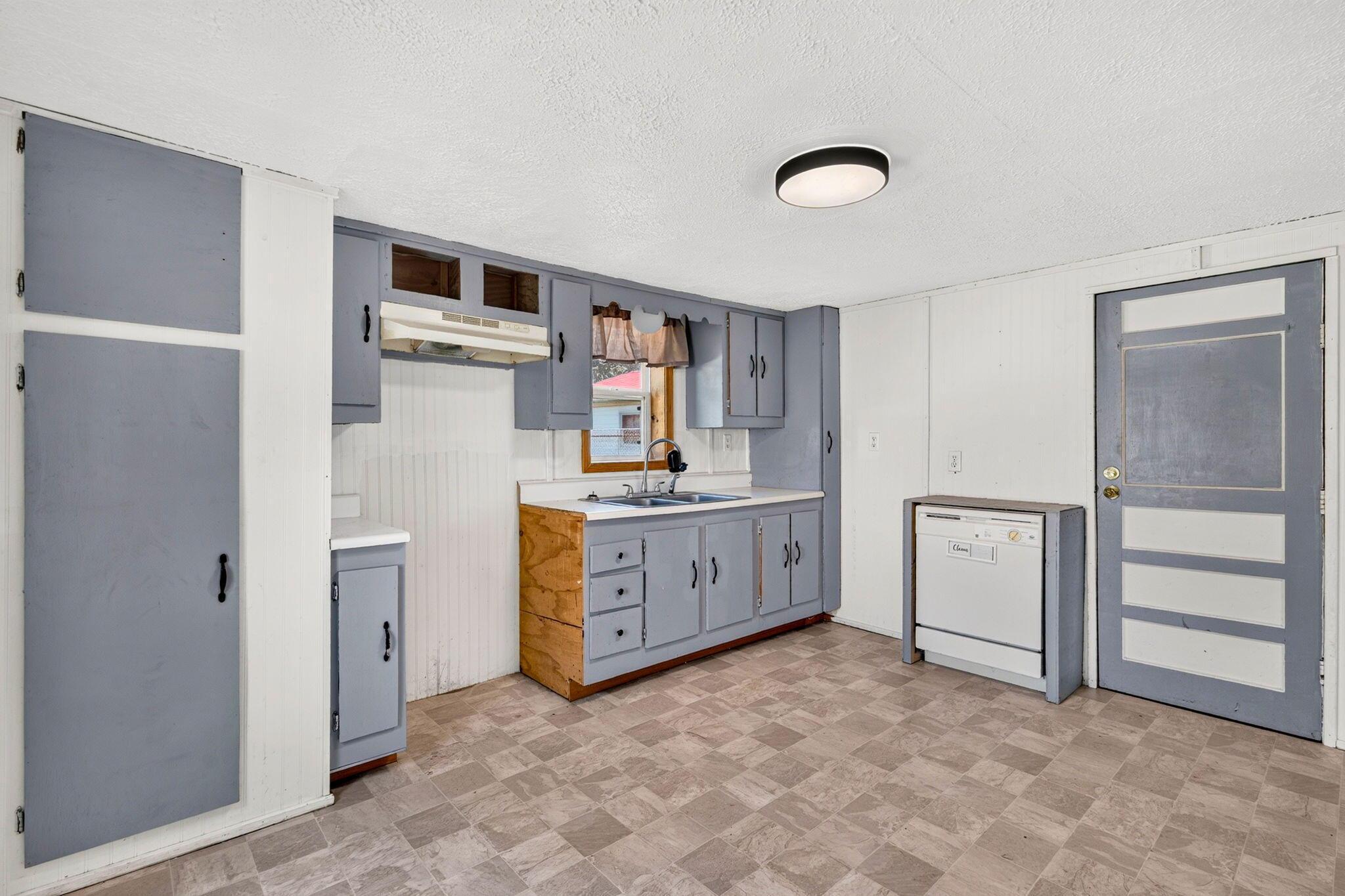 778 3rd Street Property Photo 22