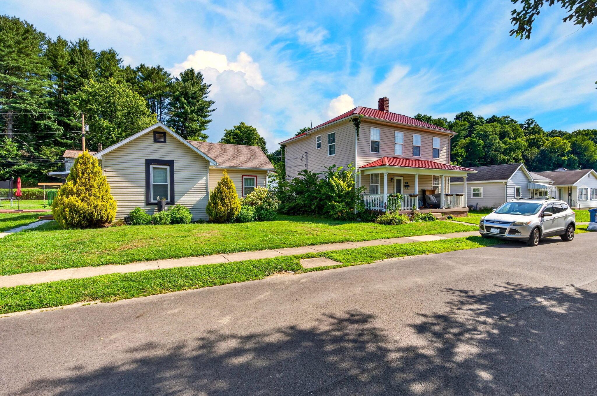 778 3rd Street Property Photo 24