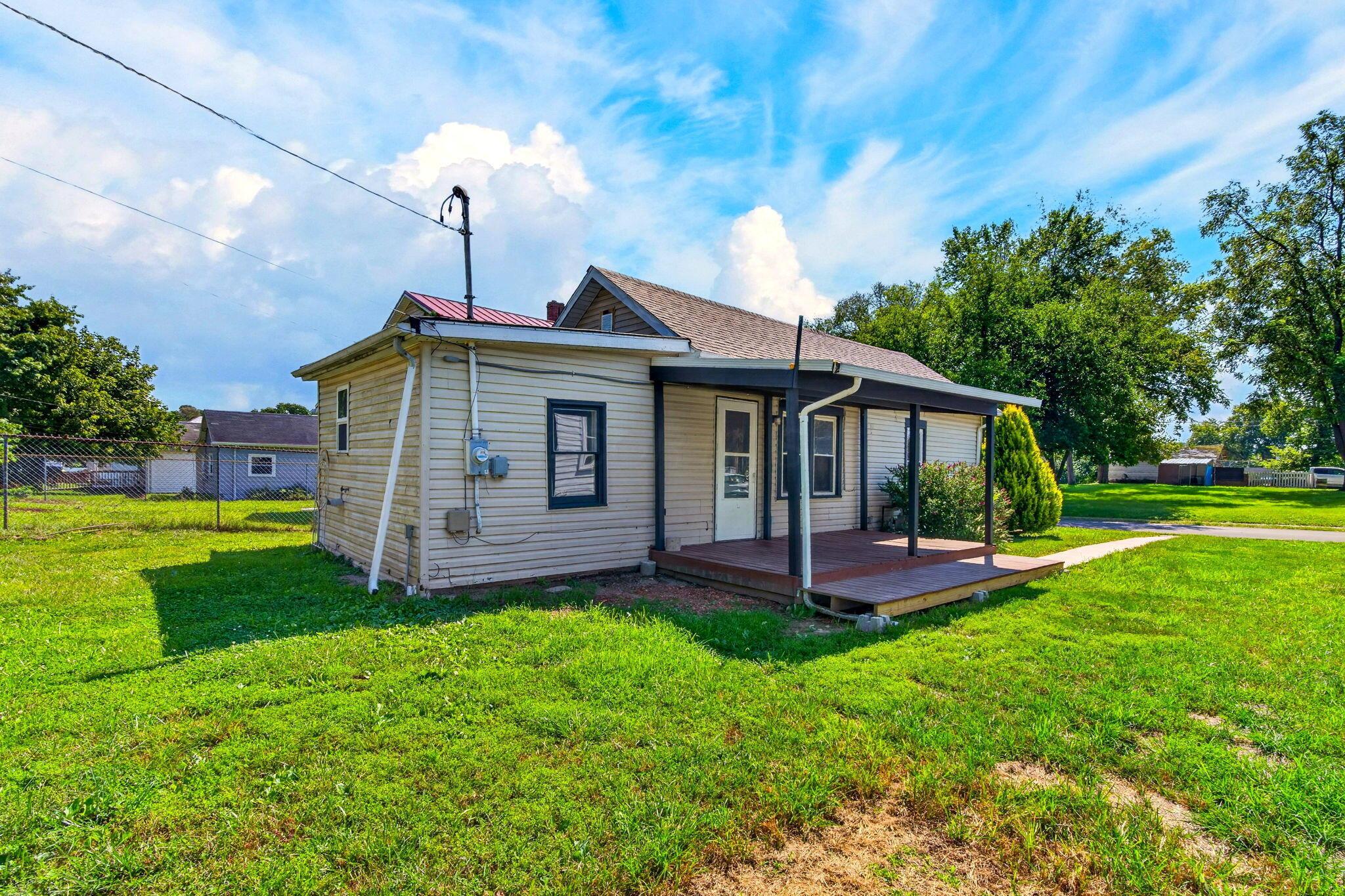 778 3rd Street Property Photo 27