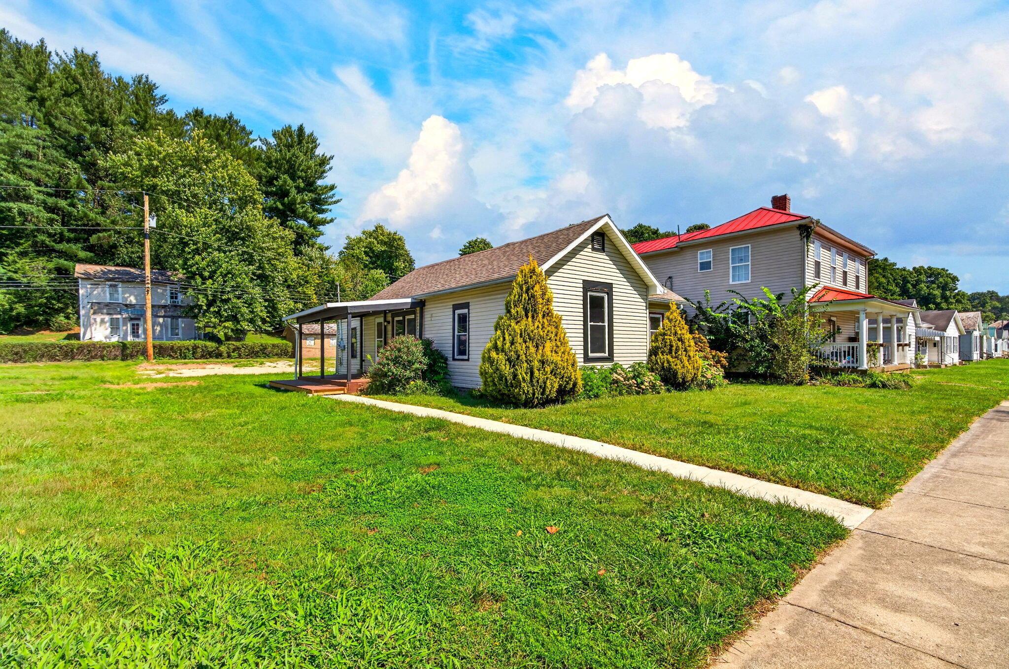 778 3rd Street Property Photo 31