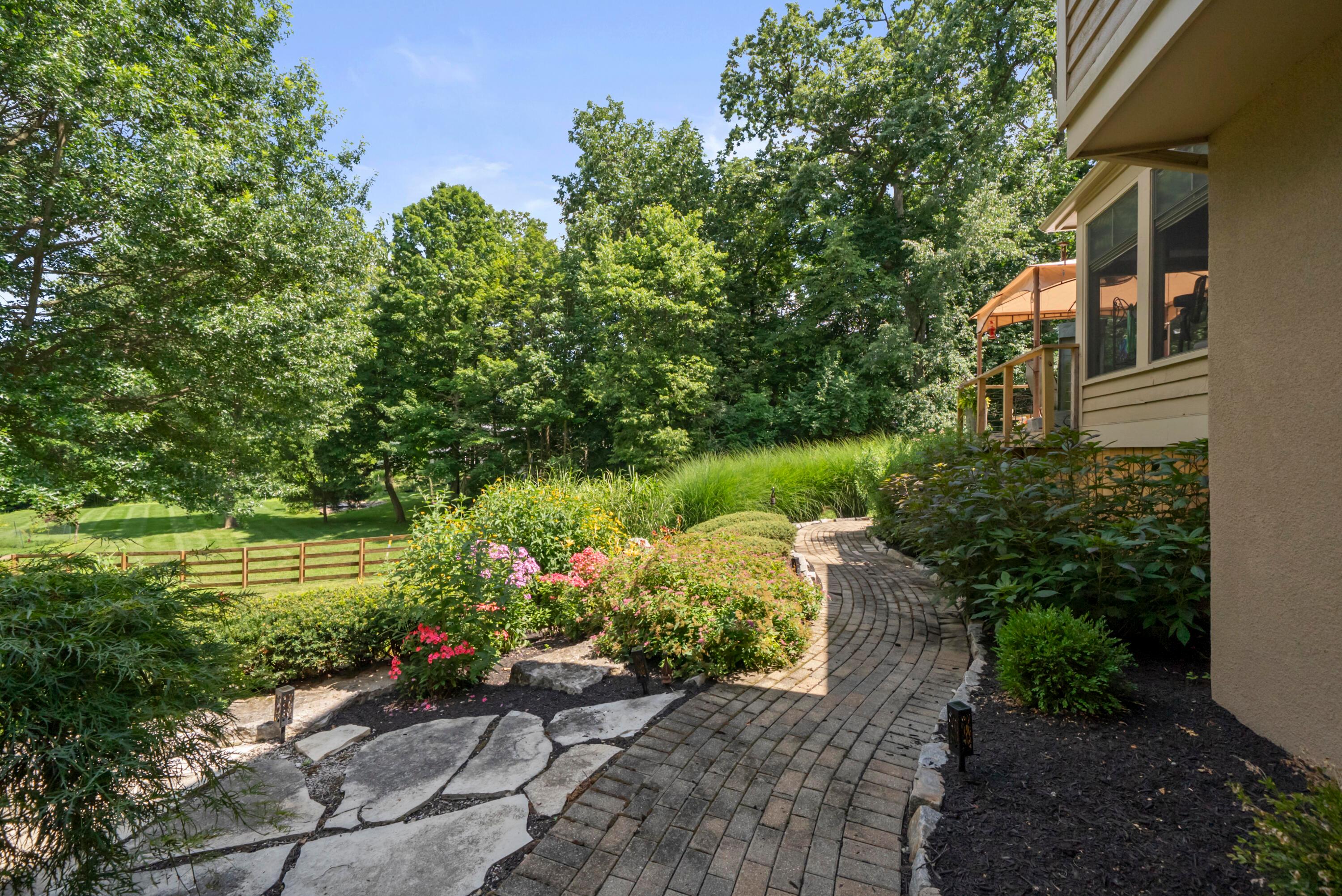 1360 Portage Drive Property Photo 60