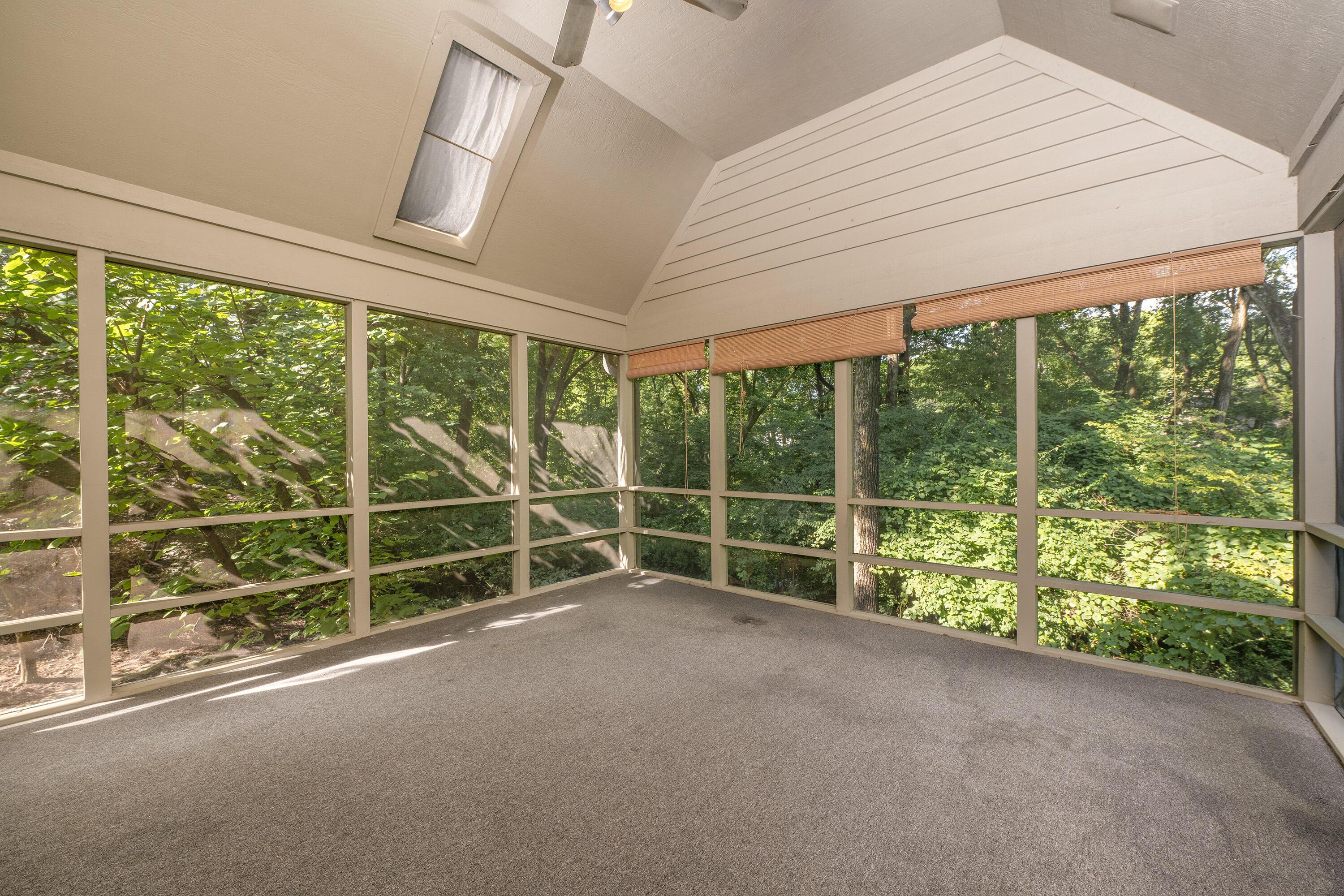 451 Valleyview Court Property Photo 33
