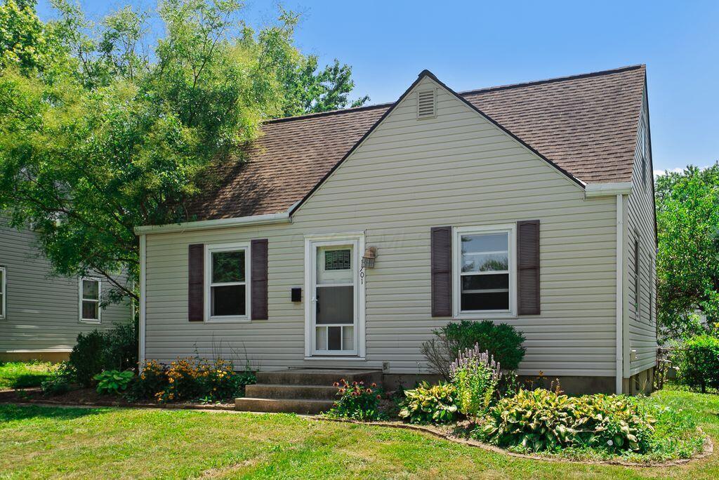 1701 E Dunedin Road Property Photo 3