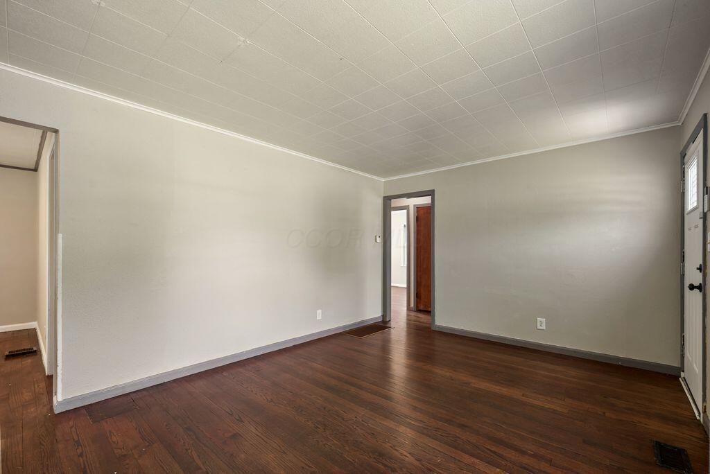 1701 E Dunedin Road Property Photo 9