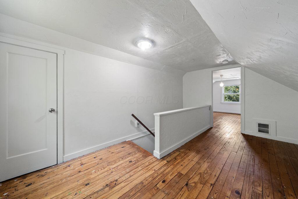 1701 E Dunedin Road Property Photo 25