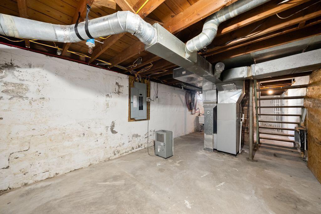 1701 E Dunedin Road Property Photo 32