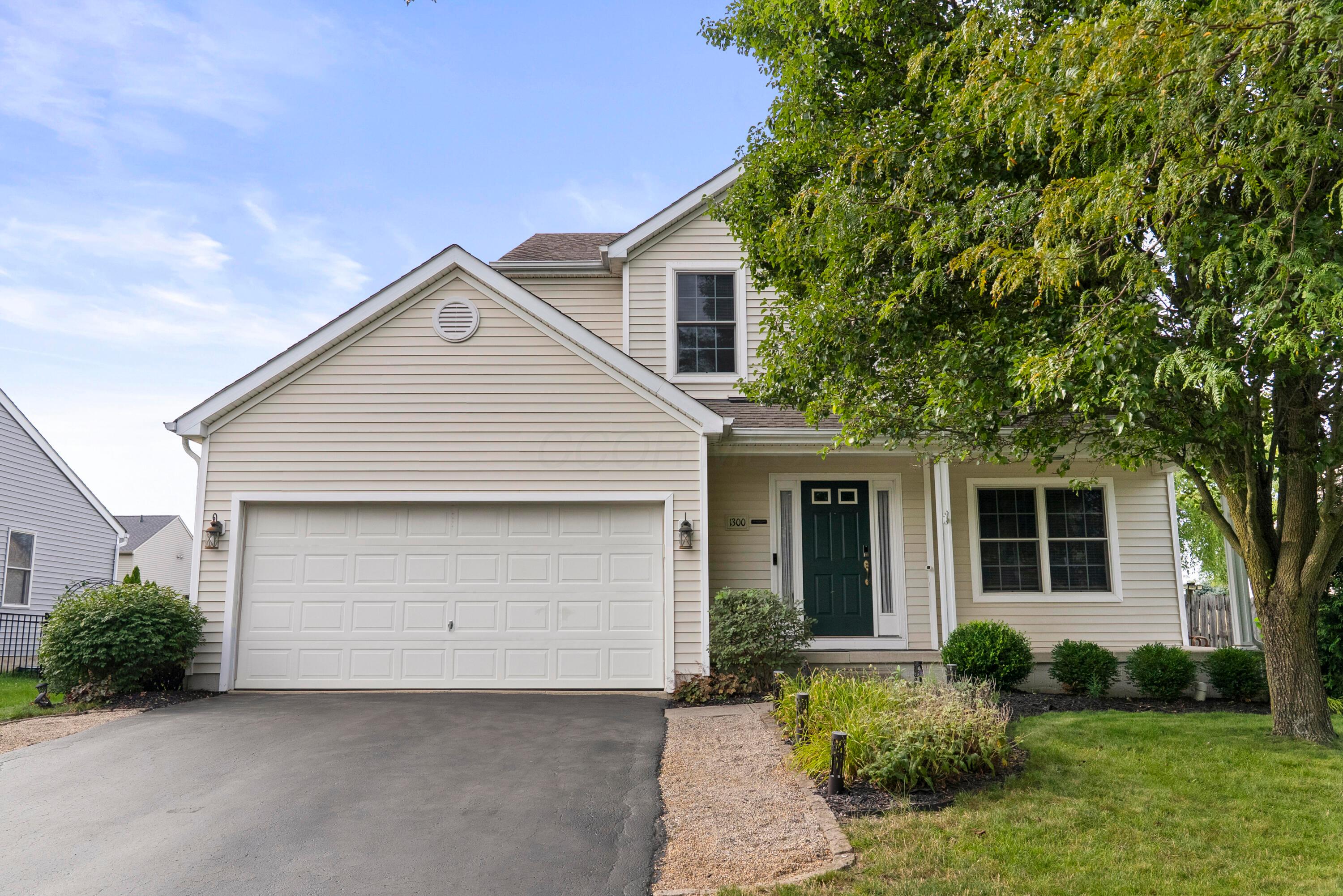 1300 Sassafras Lane Property Photo 1