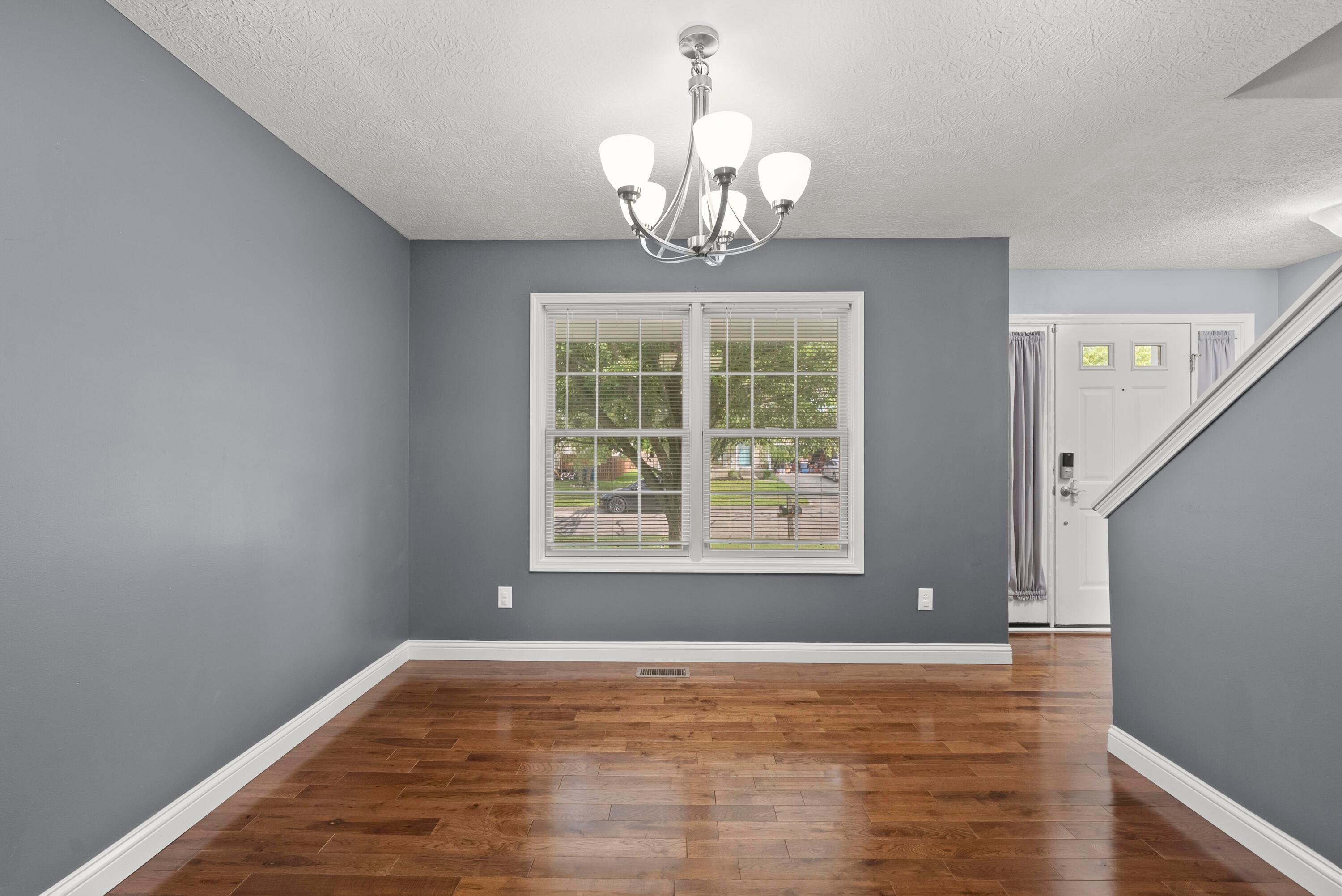 1300 Sassafras Lane Property Photo 7