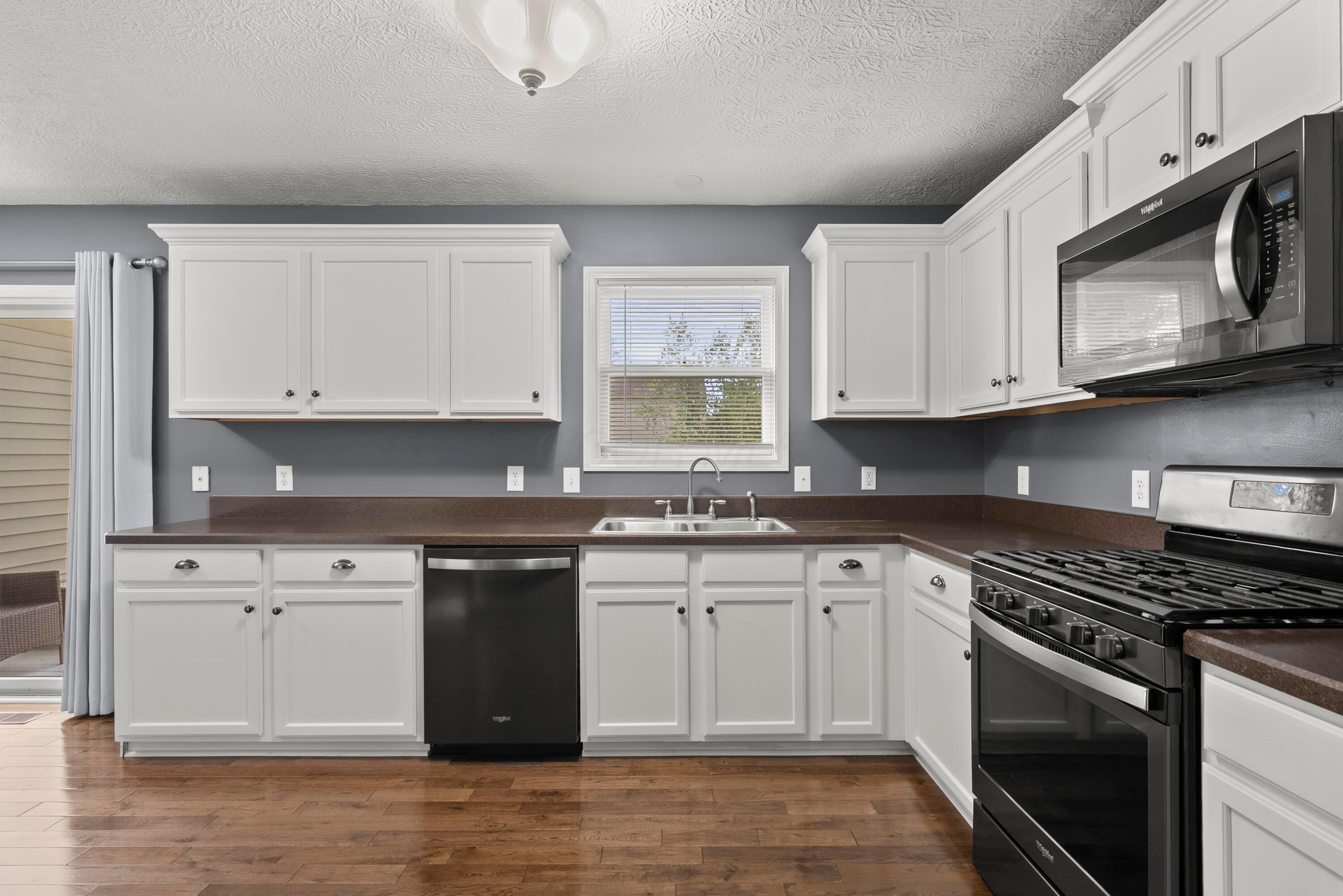 1300 Sassafras Lane Property Photo 13