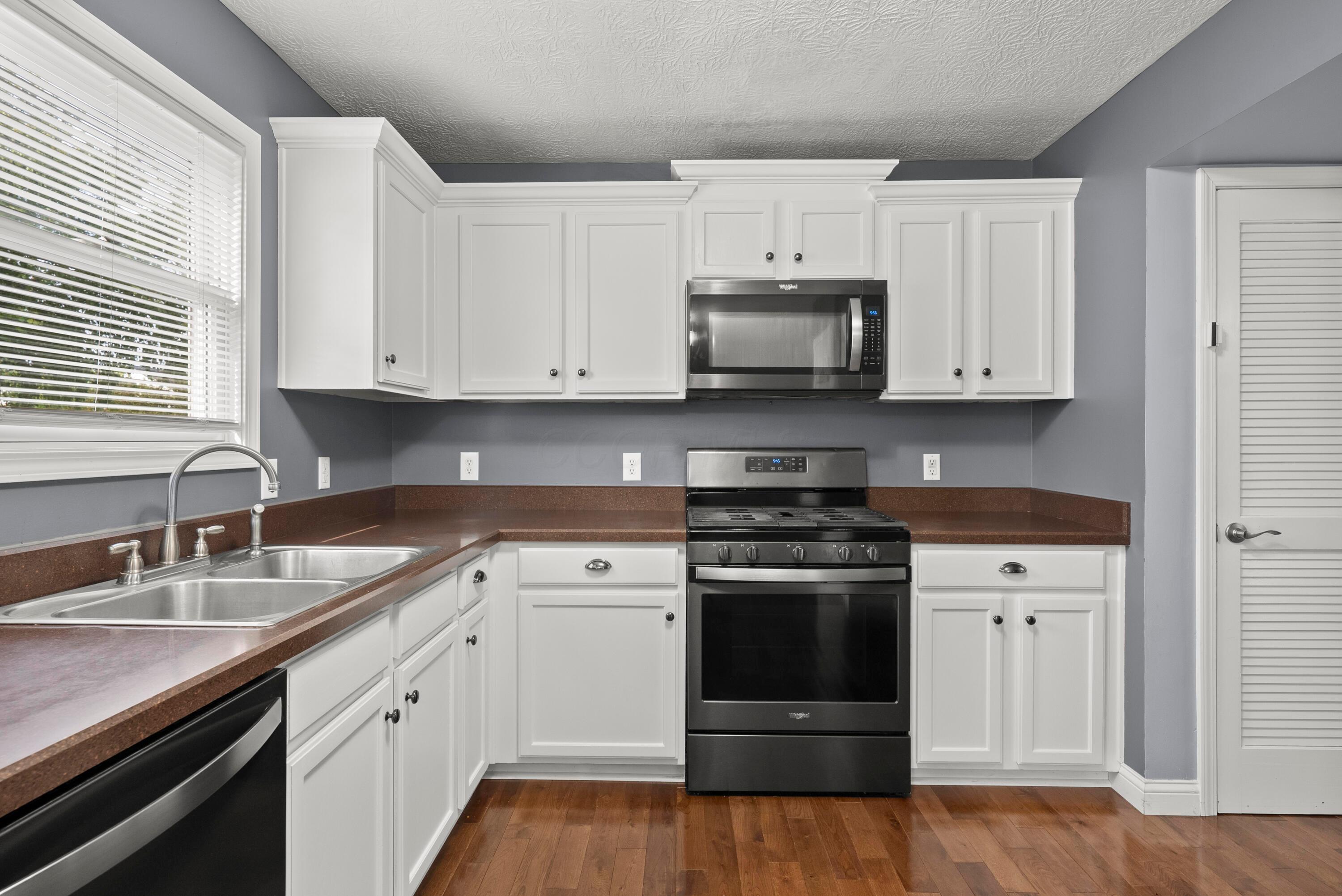 1300 Sassafras Lane Property Photo 15