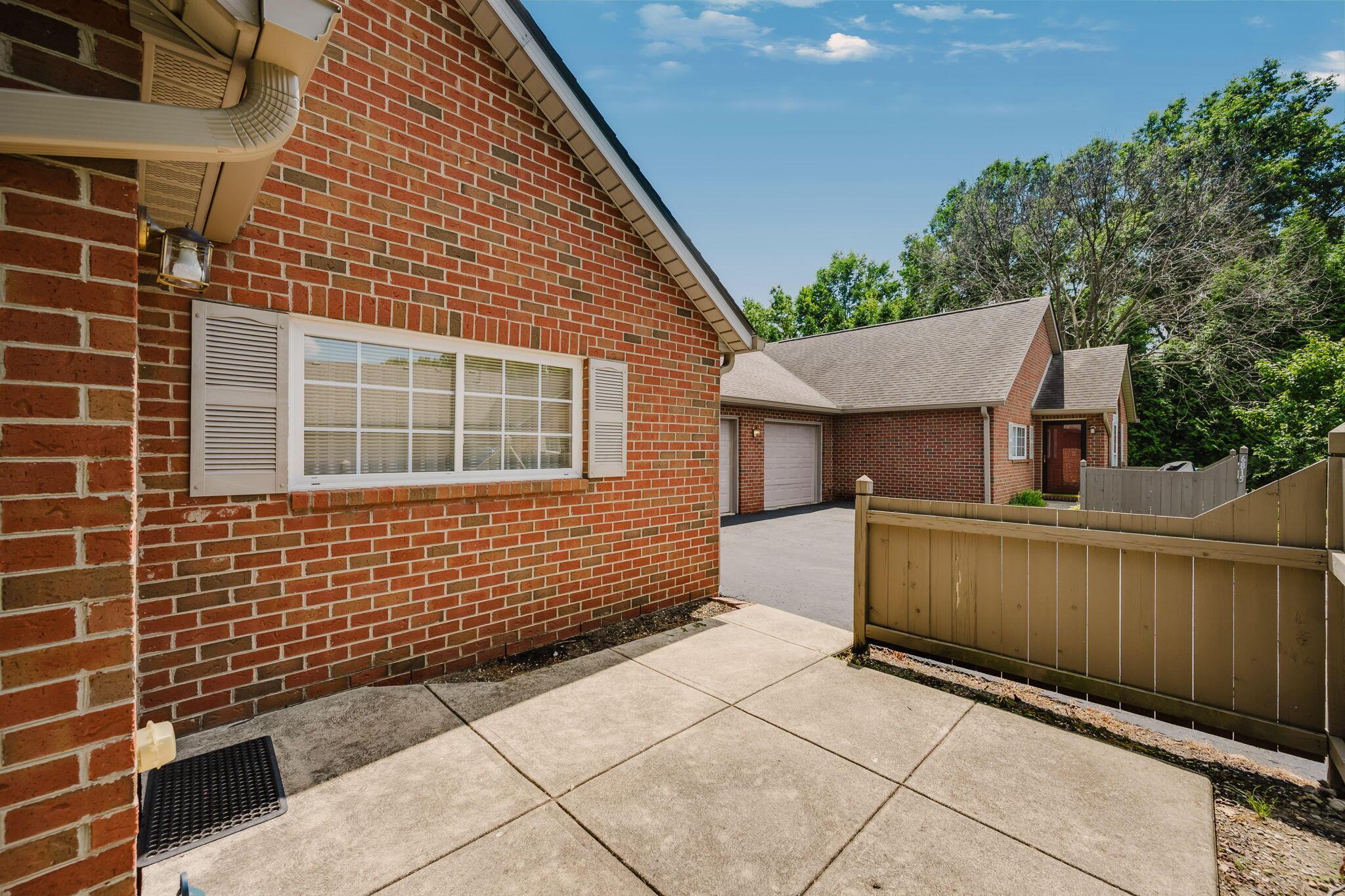 6817 Ridge Rock Drive, 13 Property Photo 46