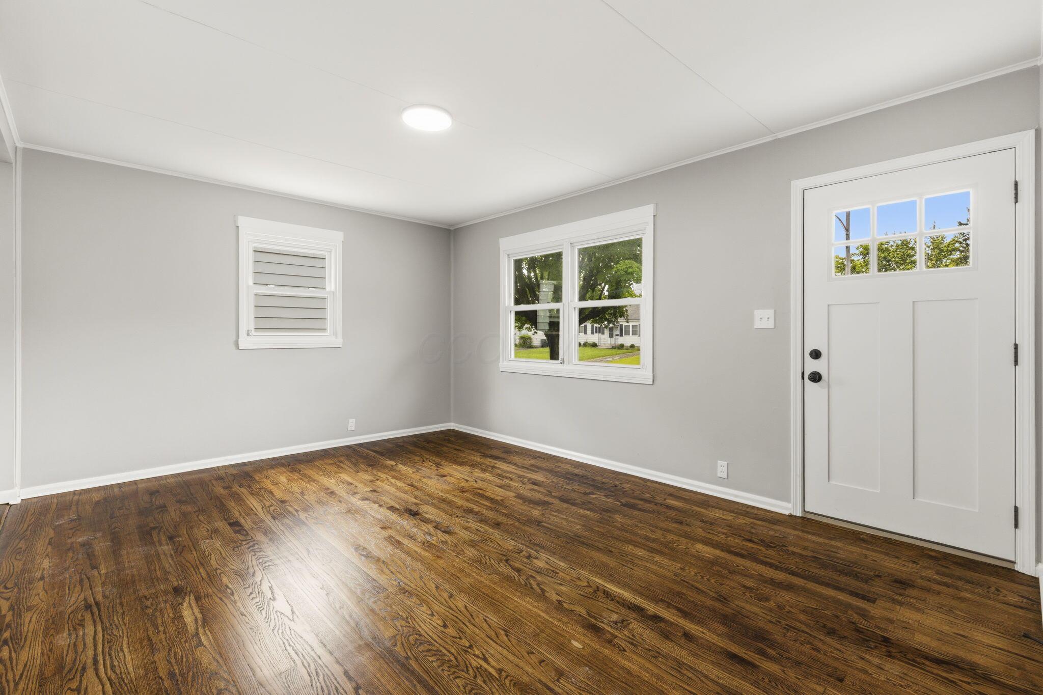 3444 Walmar Drive Property Photo 6