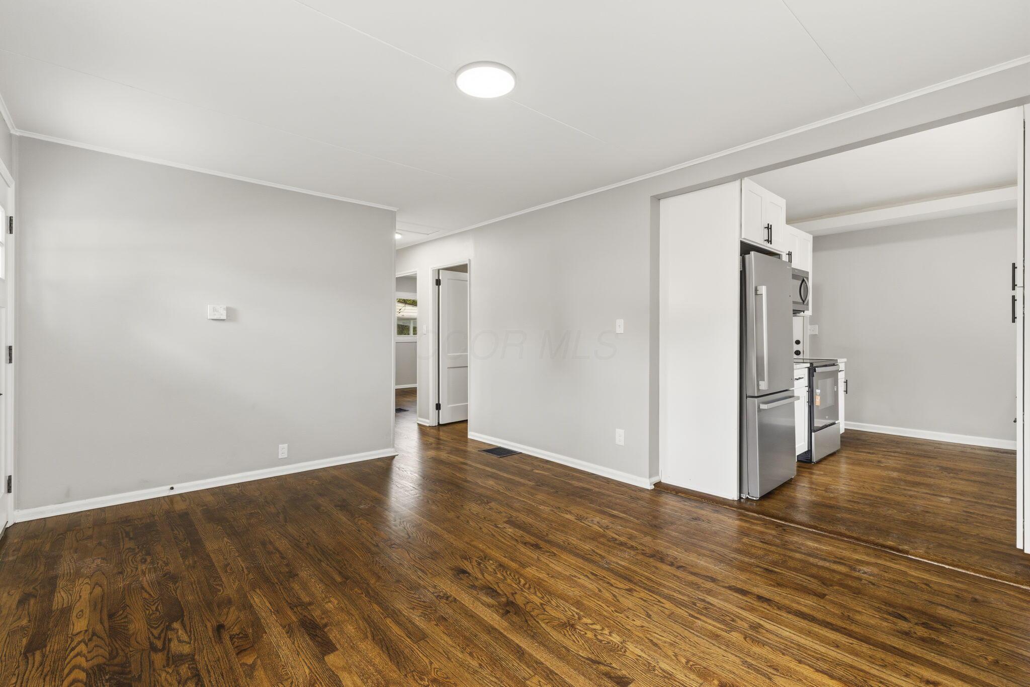 3444 Walmar Drive Property Photo 8