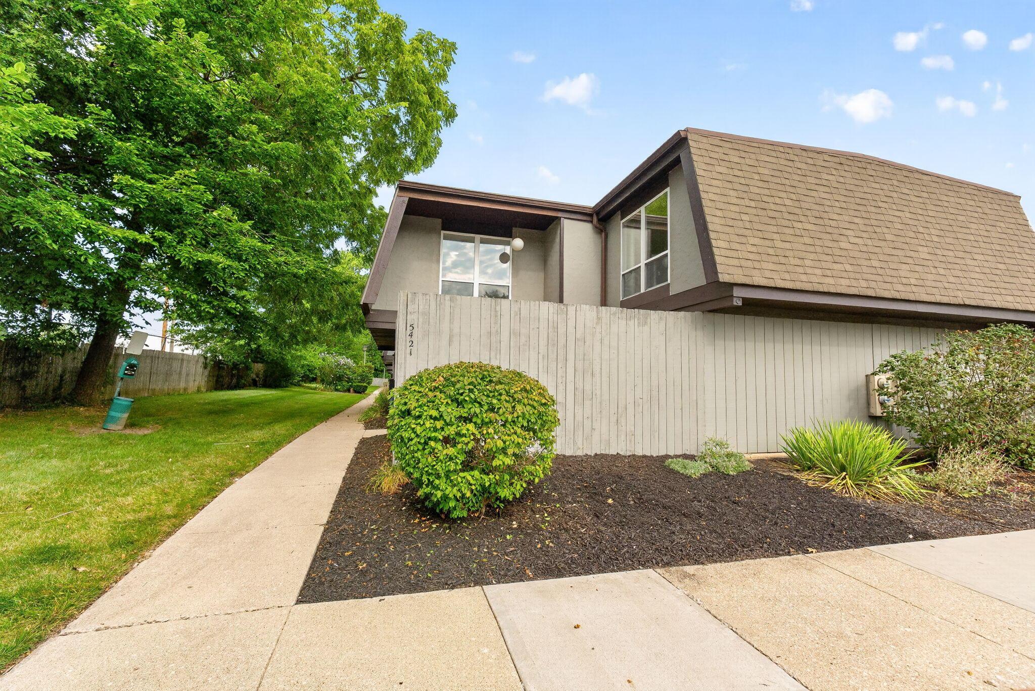 5421 Worthington Forest Place E, 1a Property Photo 4