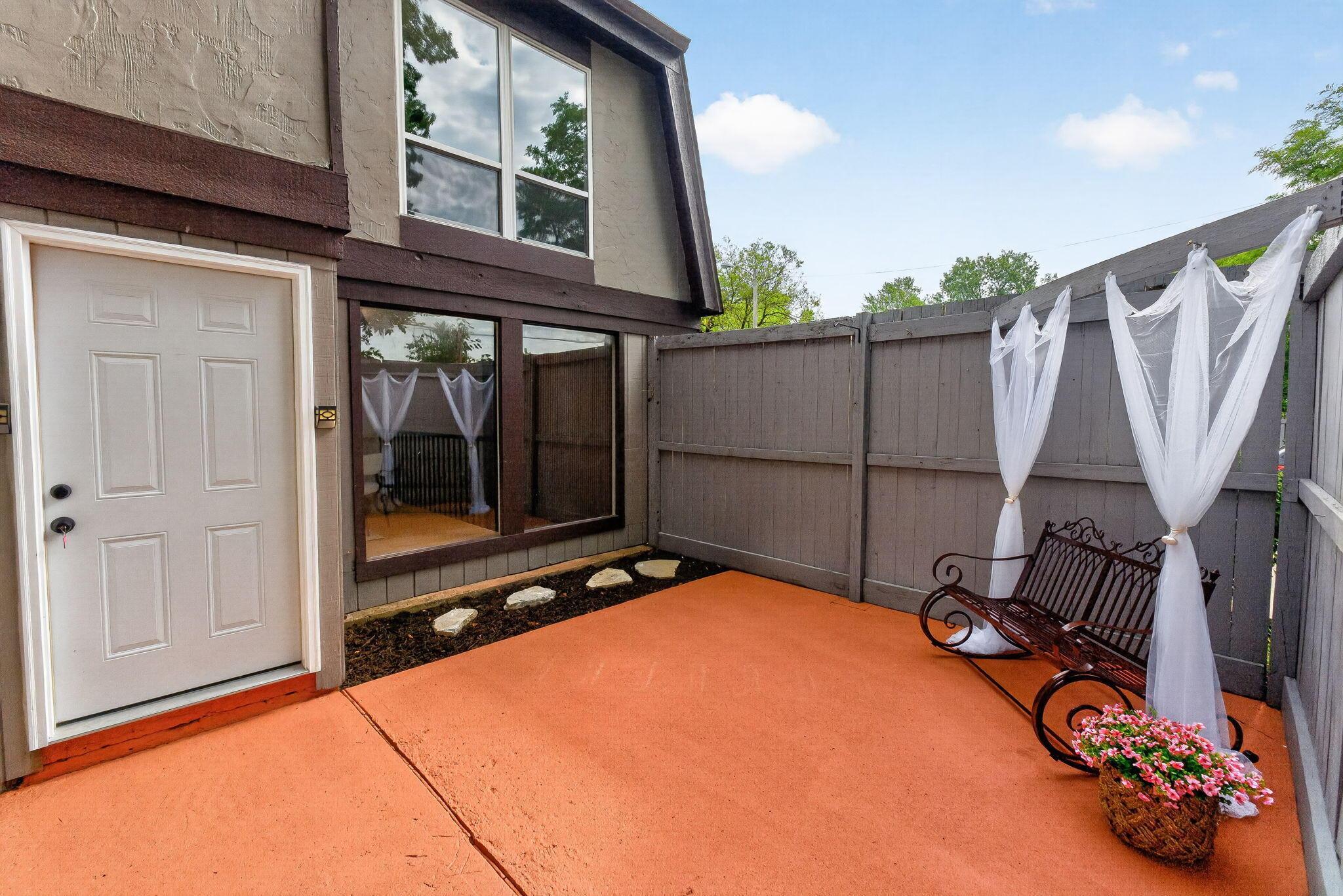 5421 Worthington Forest Place E, 1a Property Photo 49
