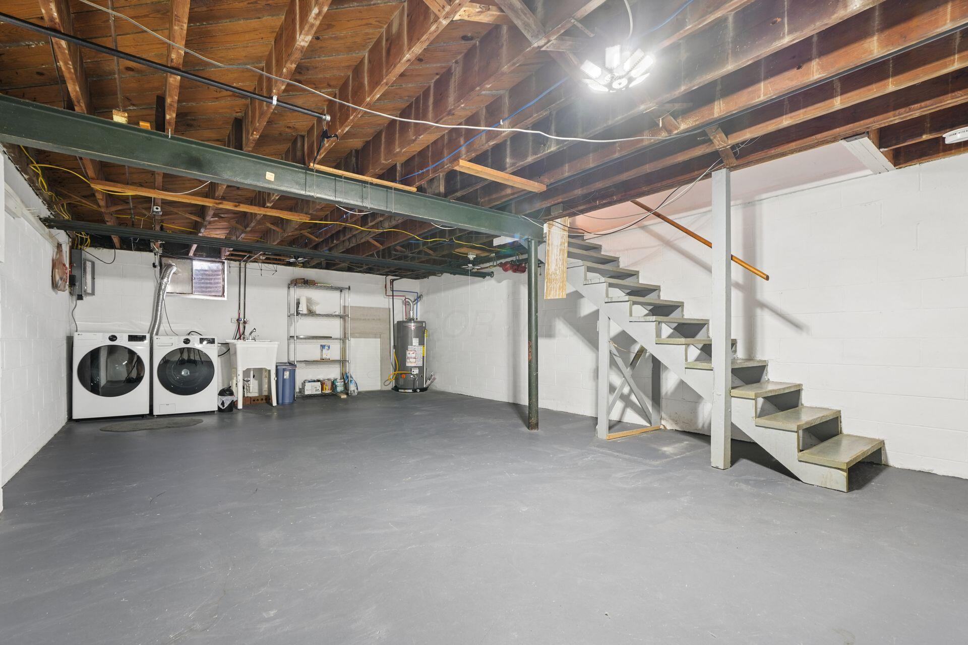 1775 Northwest Court, E/109 Property Photo 25
