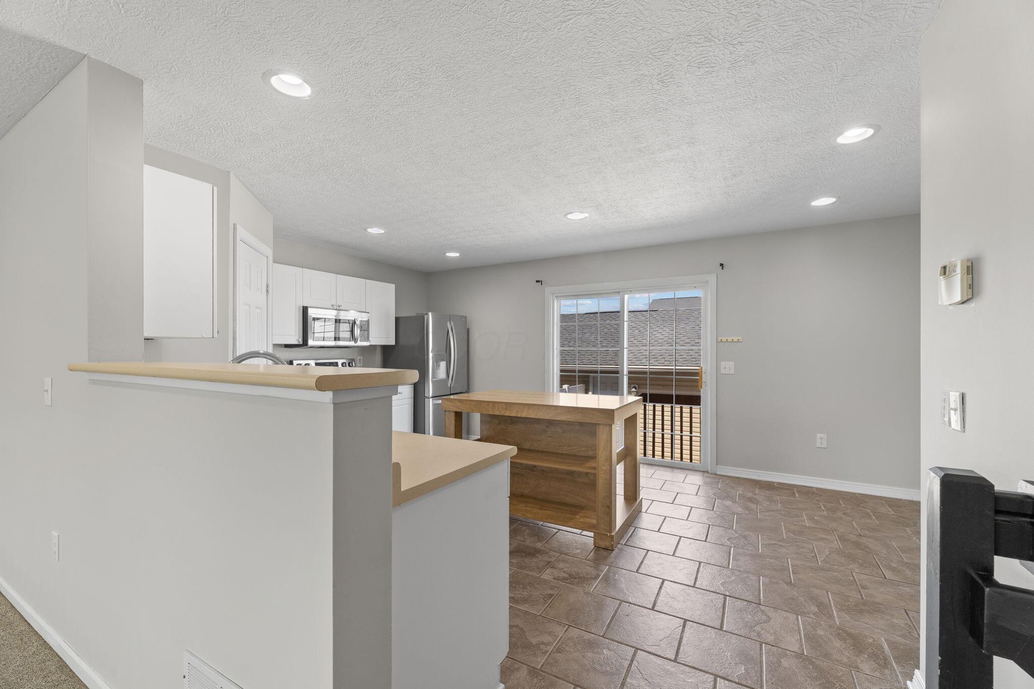 321 Douglasfir Drive Property Photo 6