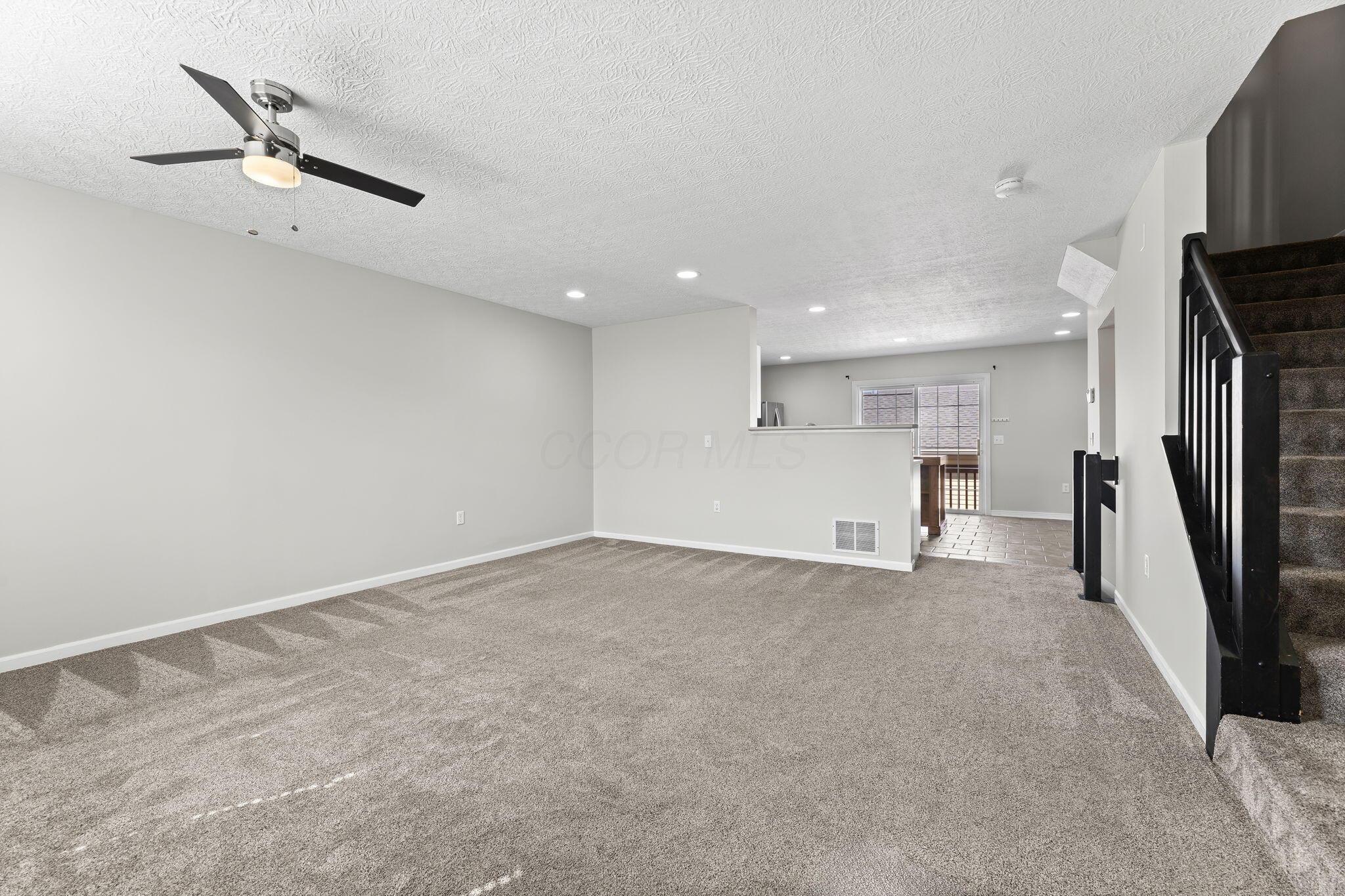 321 Douglasfir Drive Property Photo 8