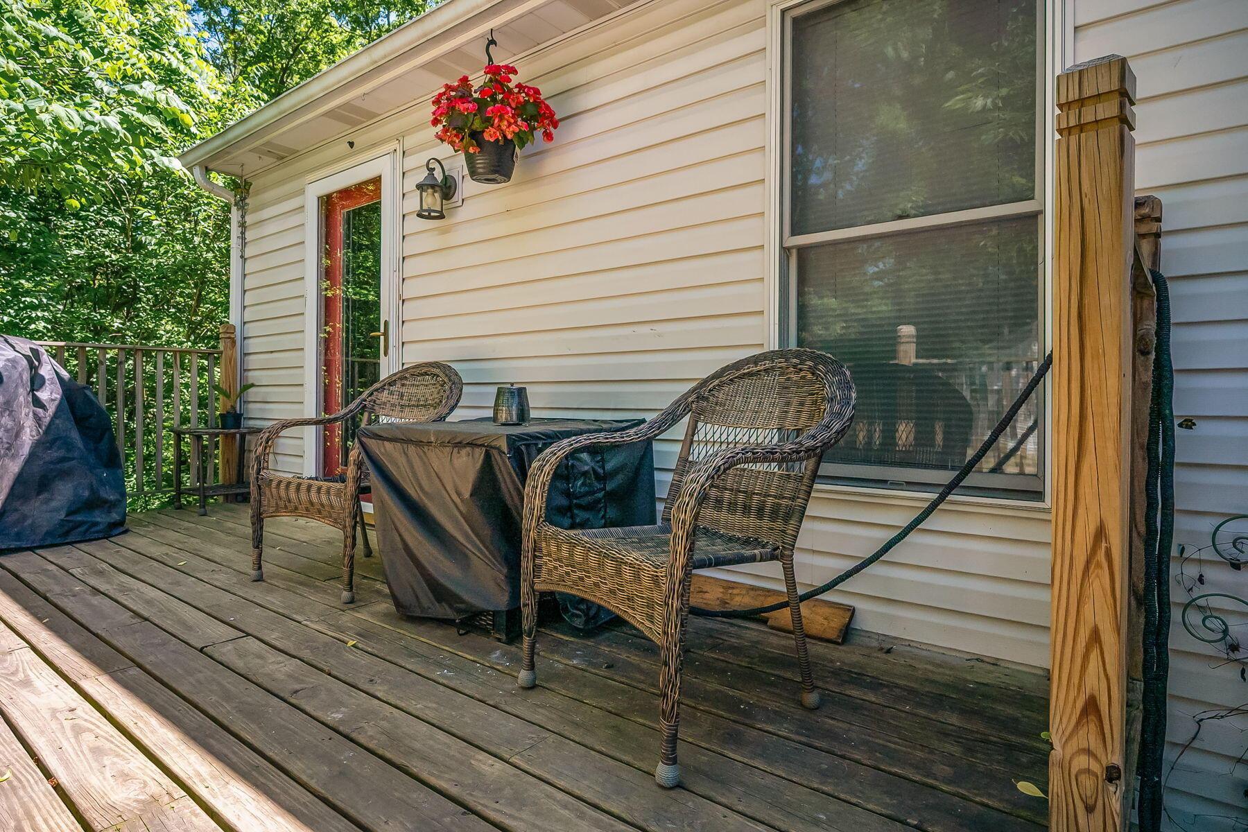 40 Parsons Avenue Property Photo 4