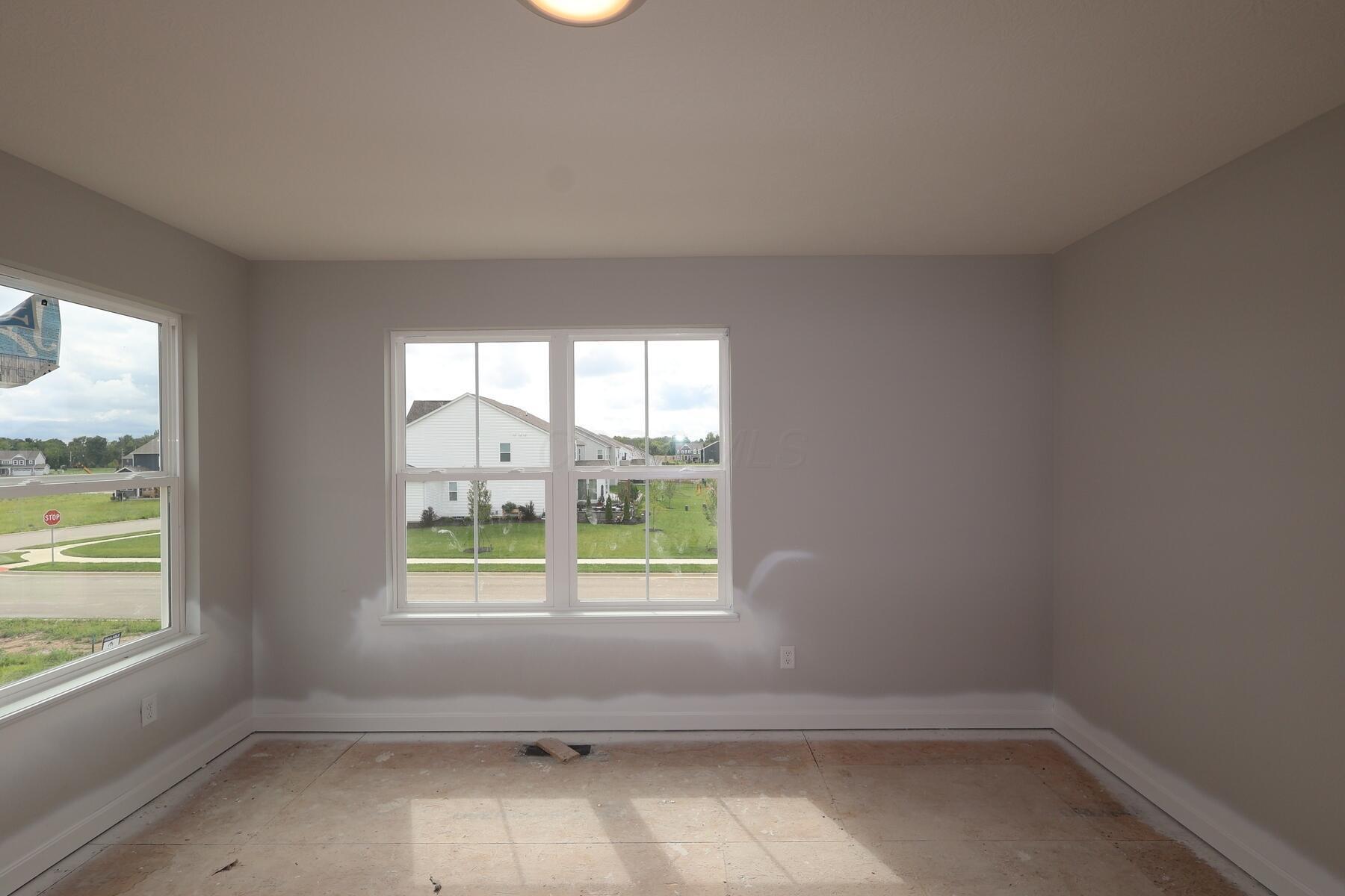 375 Birdwatcher Loop Property Photo 6