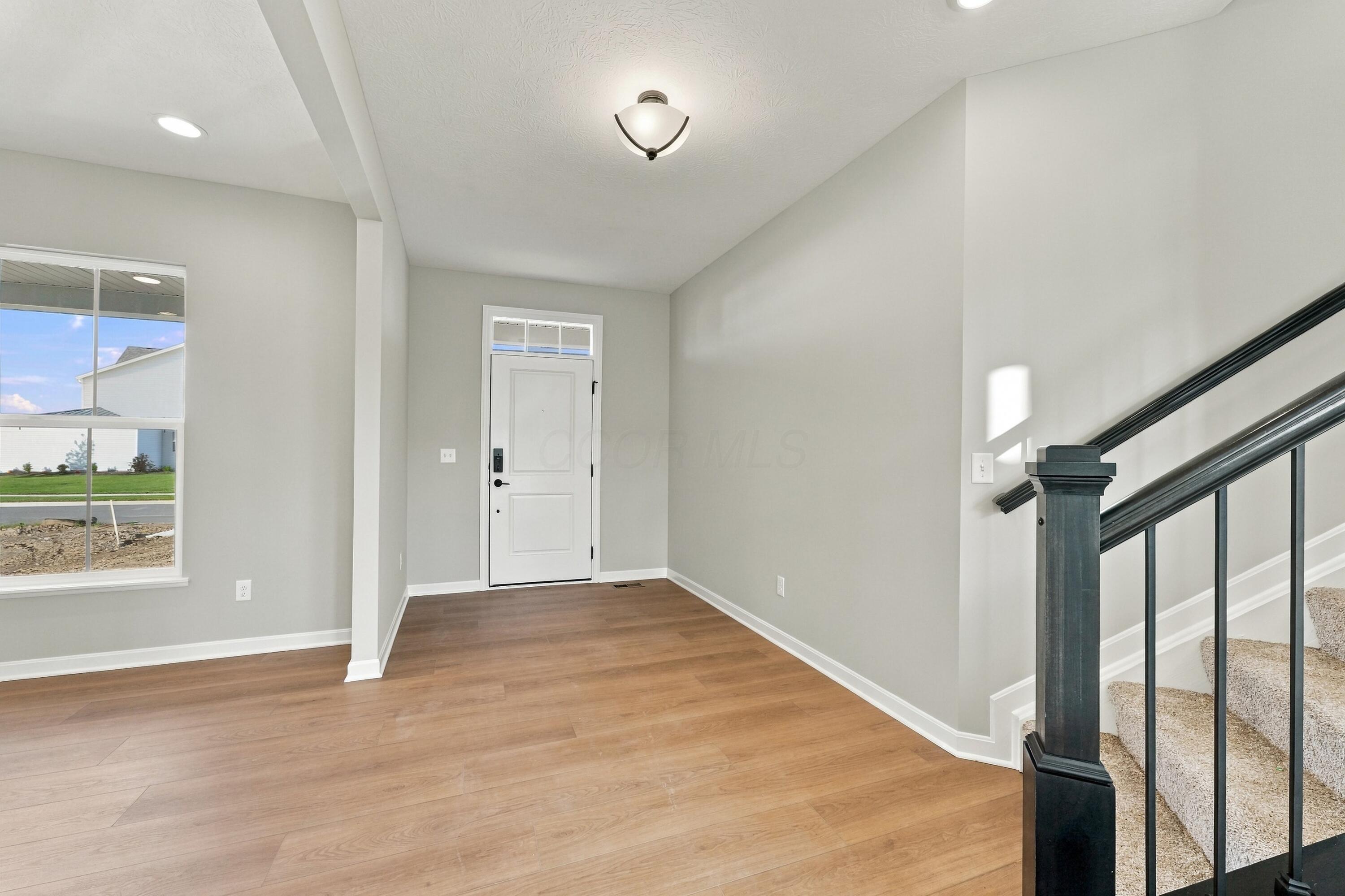 375 Birdwatcher Loop Property Photo 8