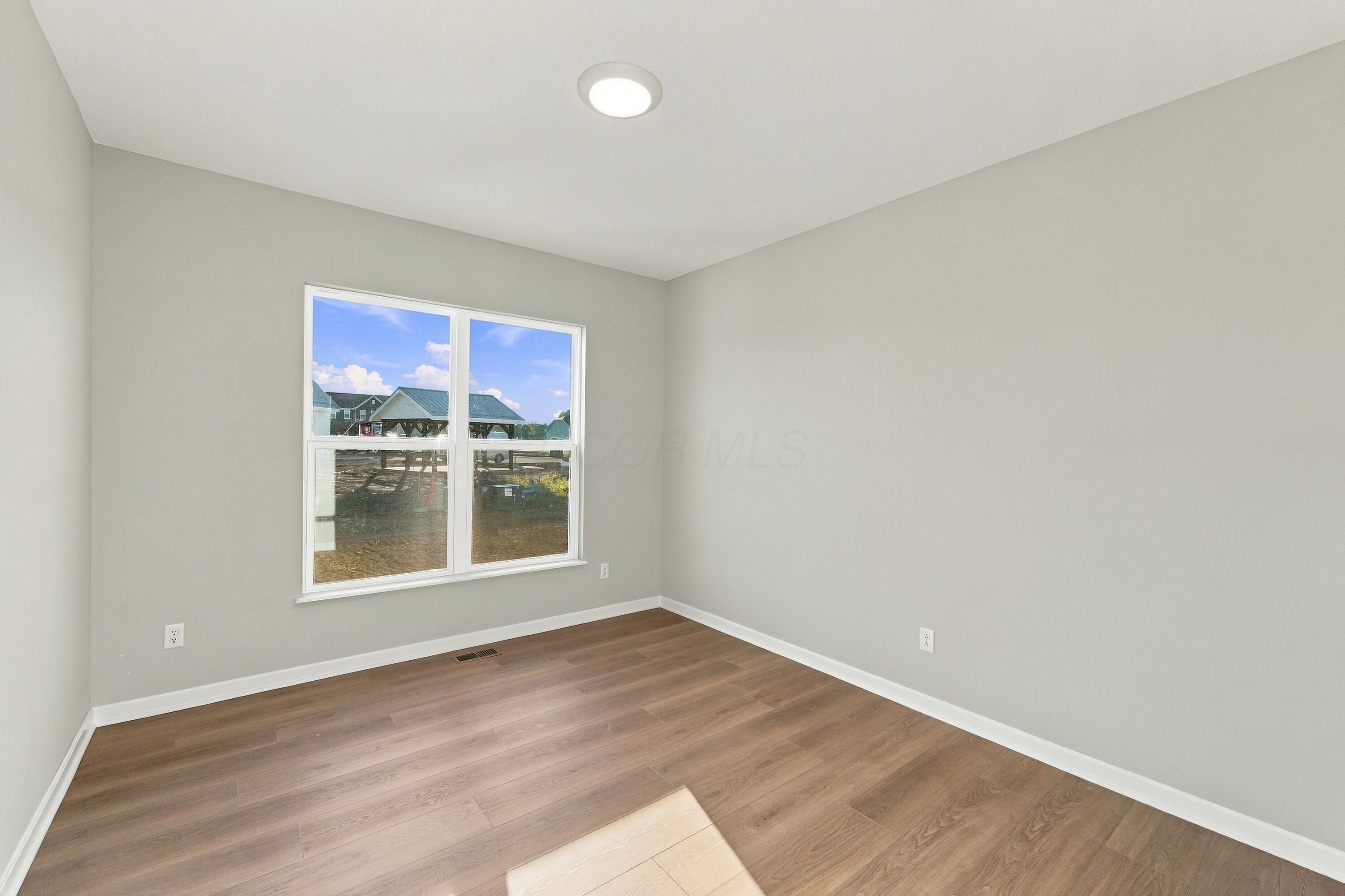 375 Birdwatcher Loop Property Photo 11