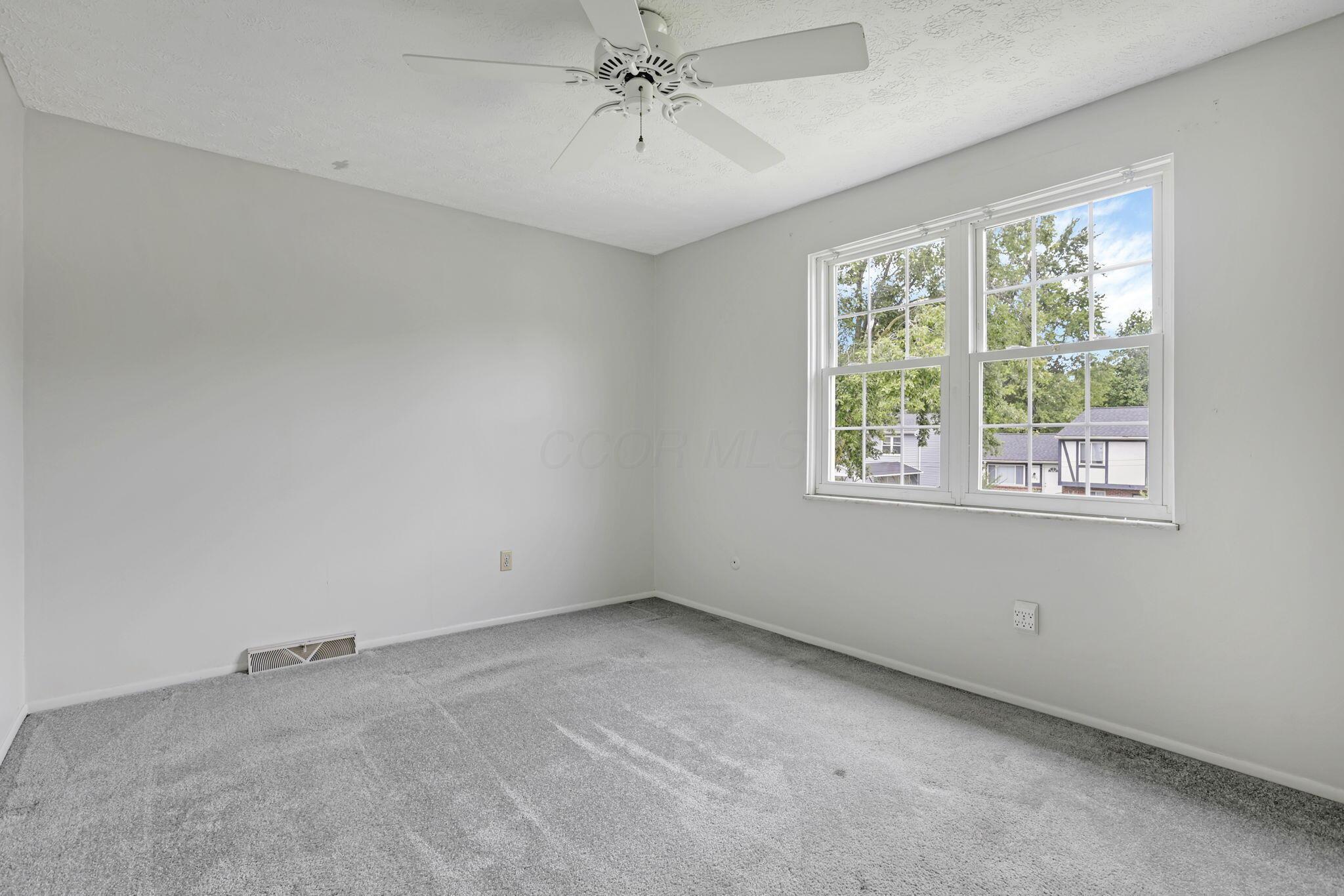 2833 Sunset View Court Property Photo 17