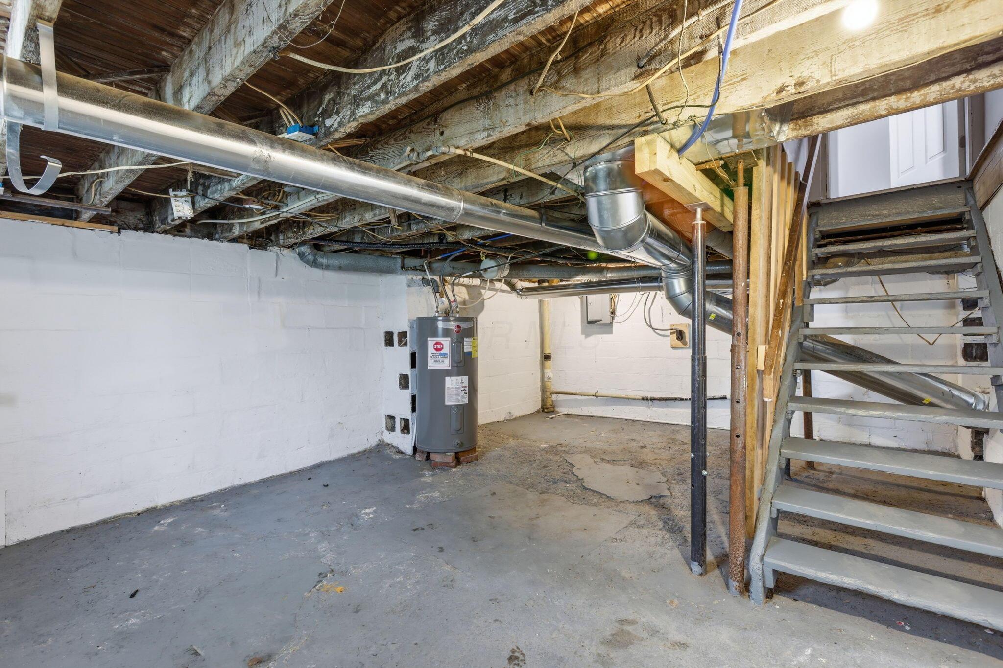 490 E Markison Avenue Property Photo 32