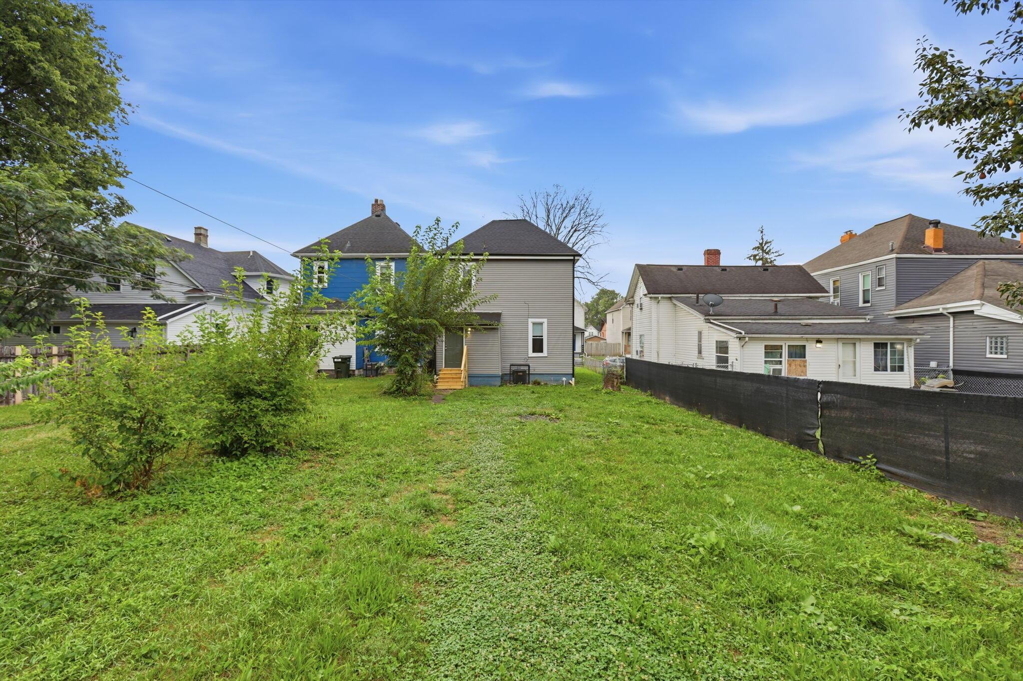490 E Markison Avenue Property Photo 40