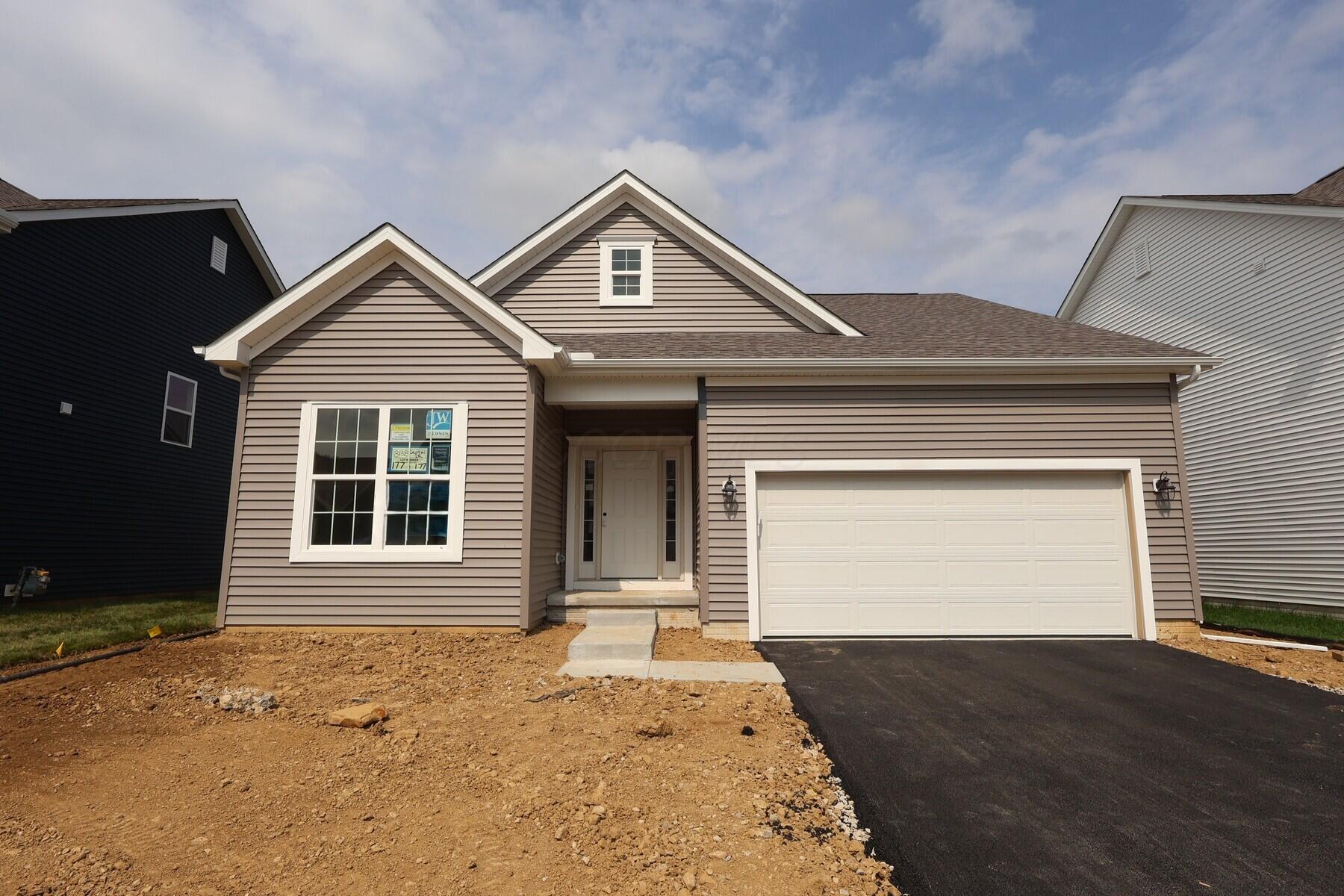8138 Griffin Drive Property Photo 1
