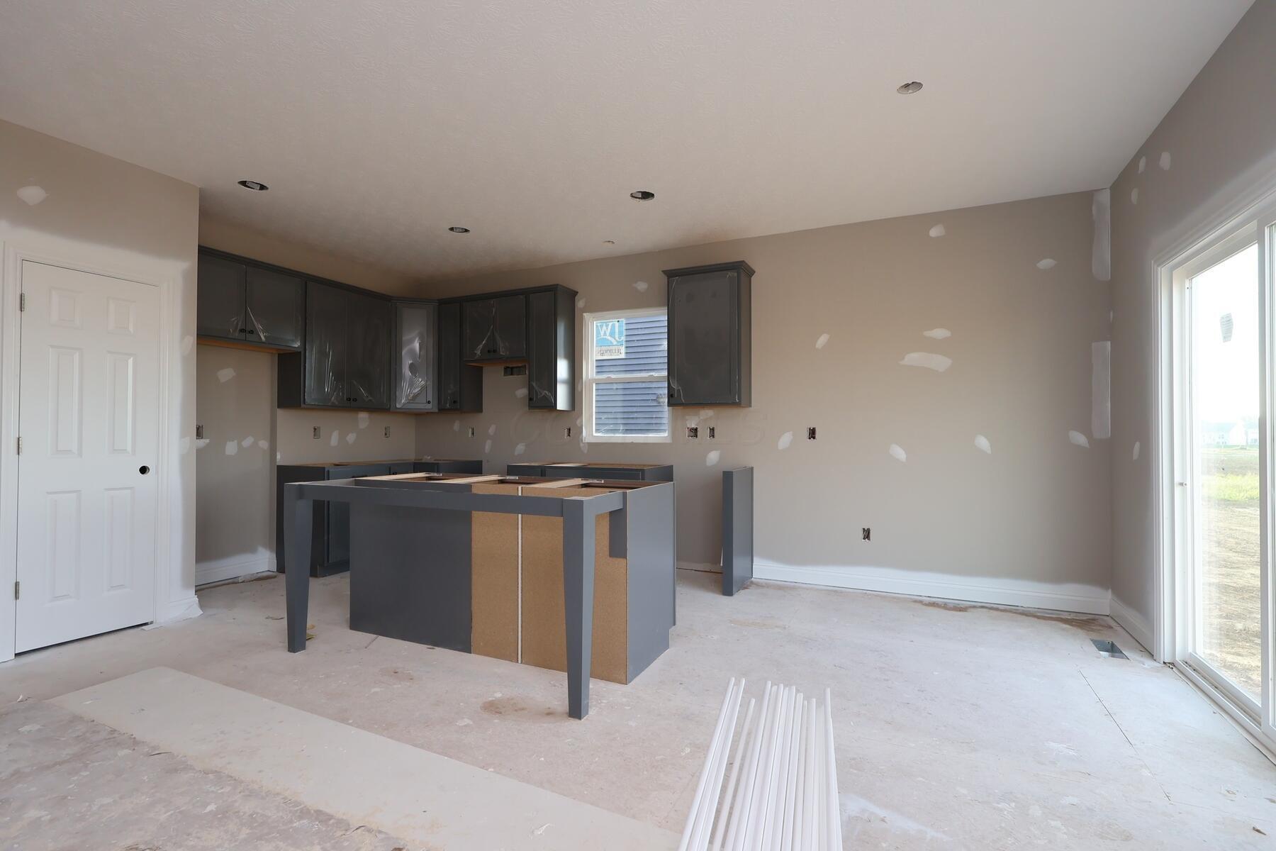 8138 Griffin Drive Property Photo 2