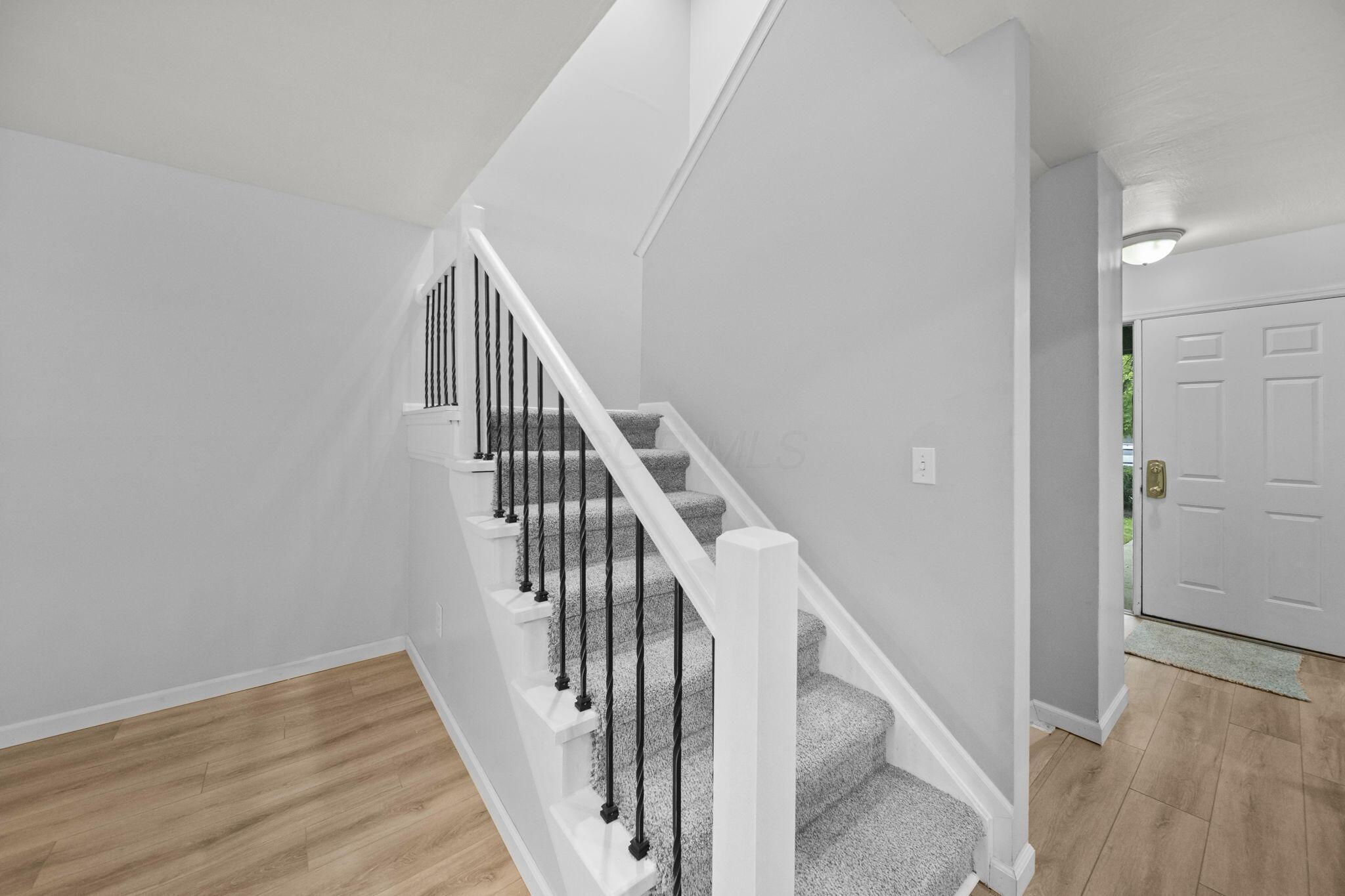 6752 Willow Grove Place E Property Photo 12
