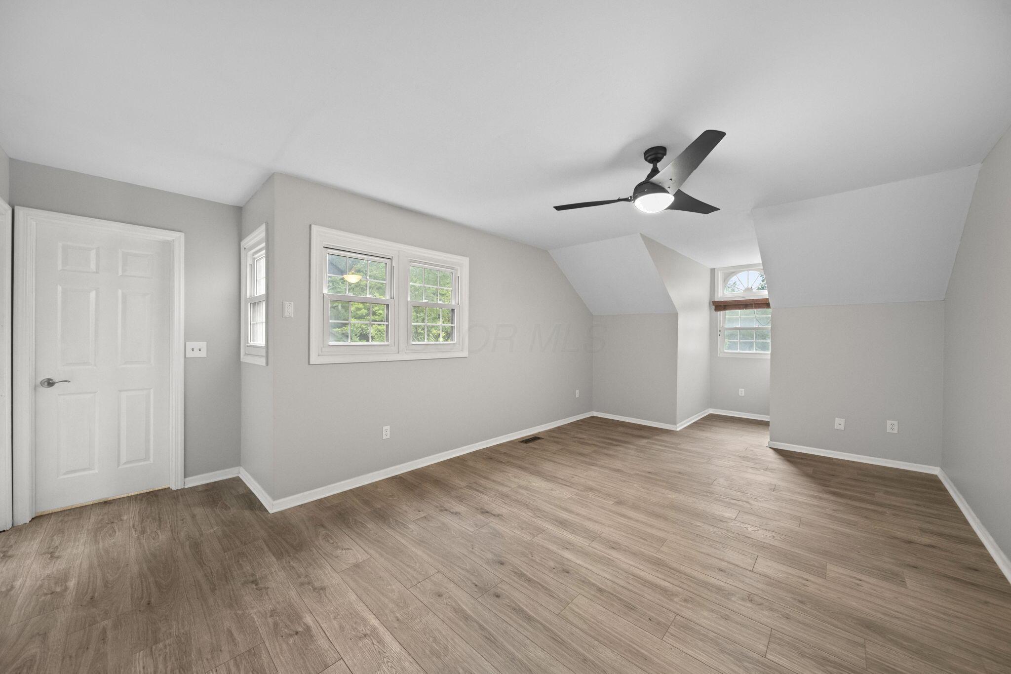 6752 Willow Grove Place E Property Photo 13