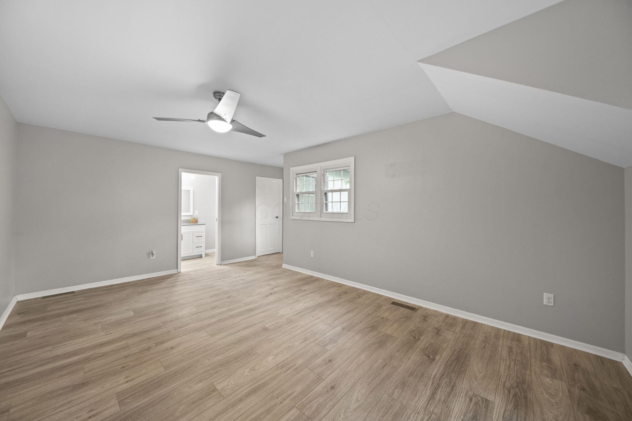 6752 Willow Grove Place E Property Photo 14